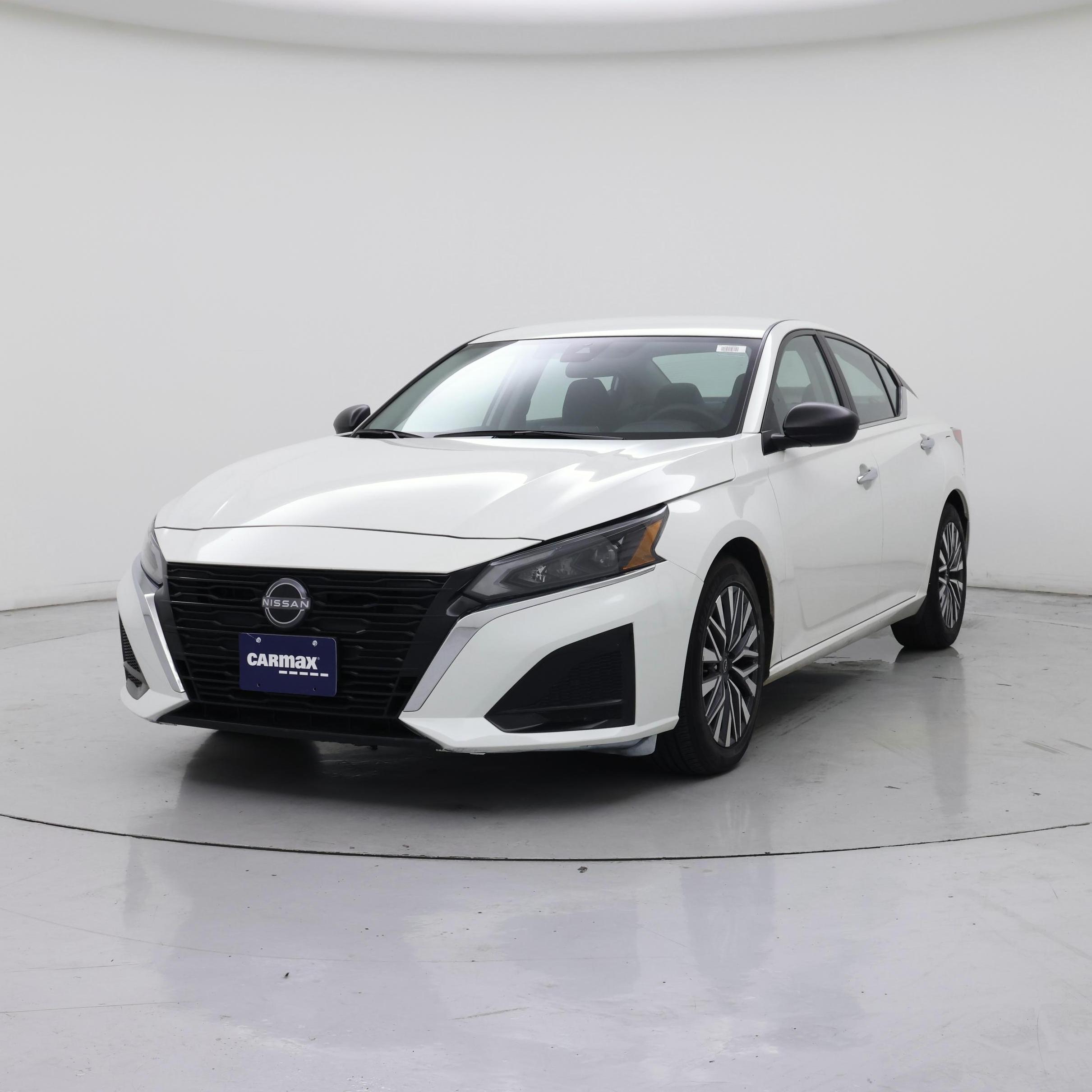 Thumbnail: 2025 Nissan Altima - 4