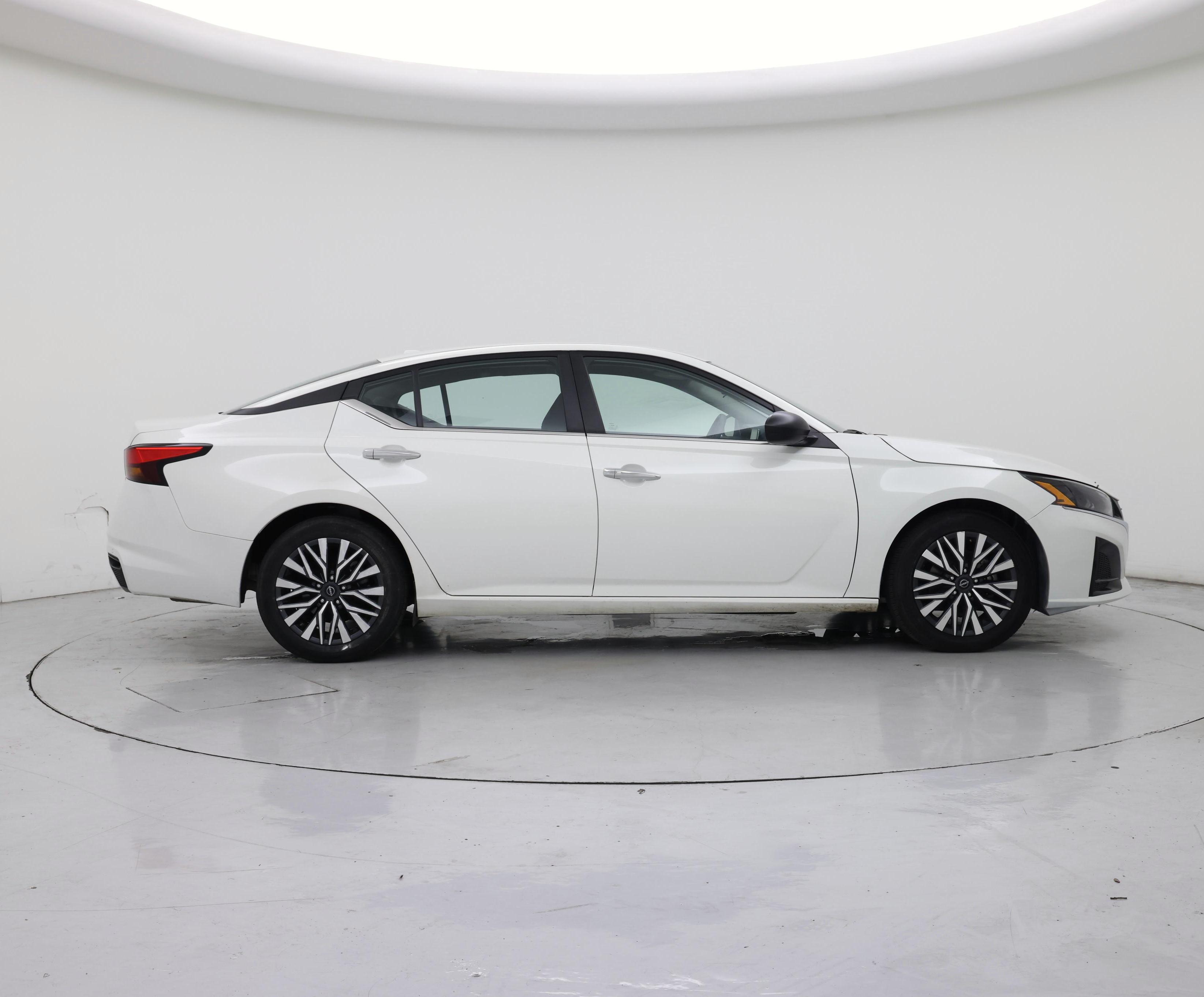 Thumbnail: 2025 Nissan Altima - 7