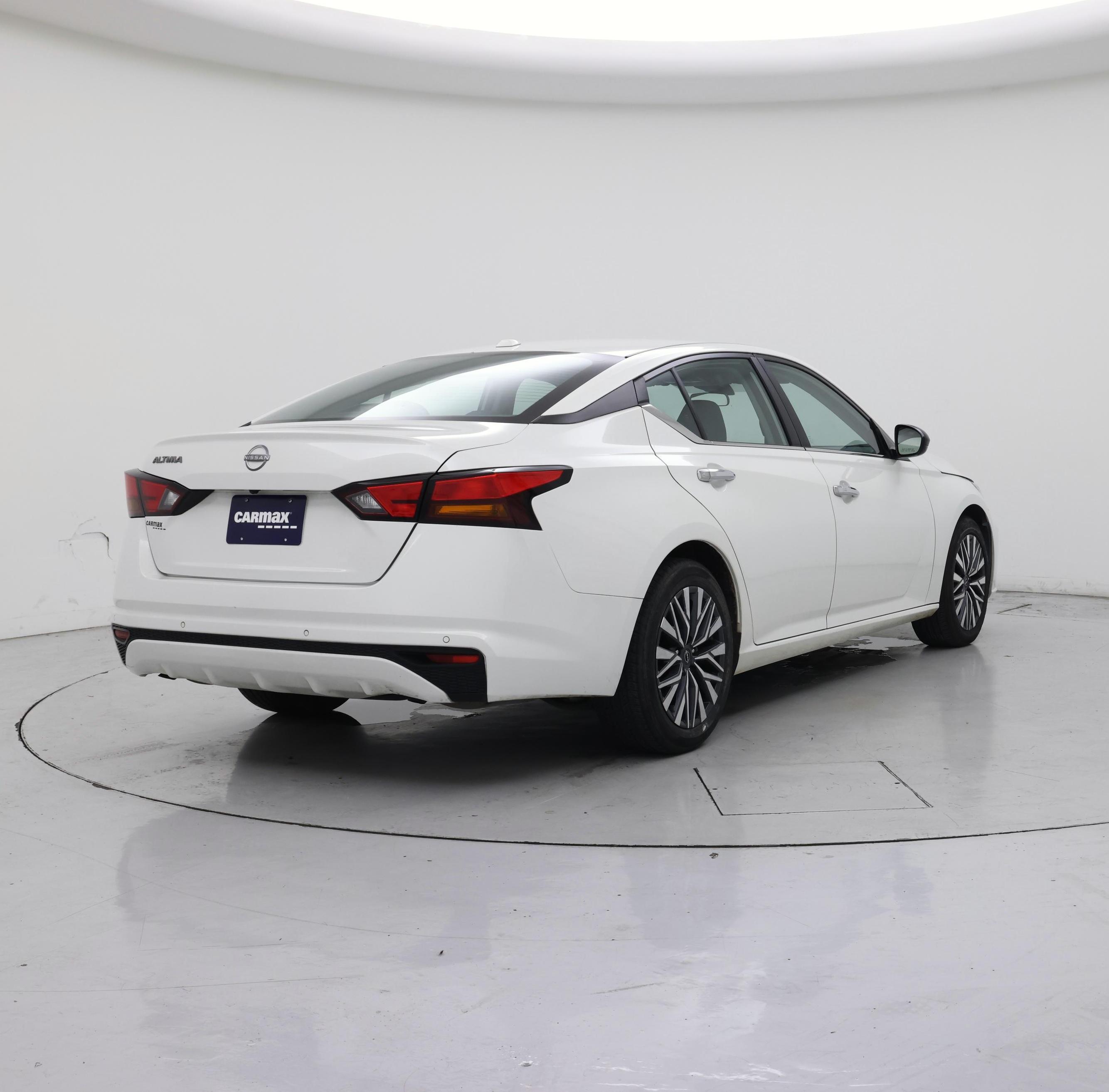 Thumbnail: 2025 Nissan Altima - 8