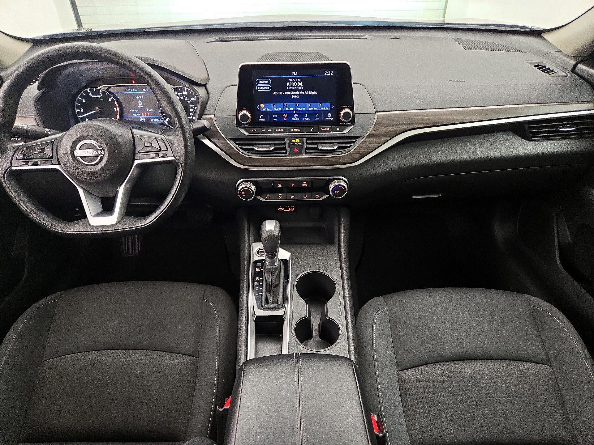Thumbnail: 2025 Nissan Altima - 9
