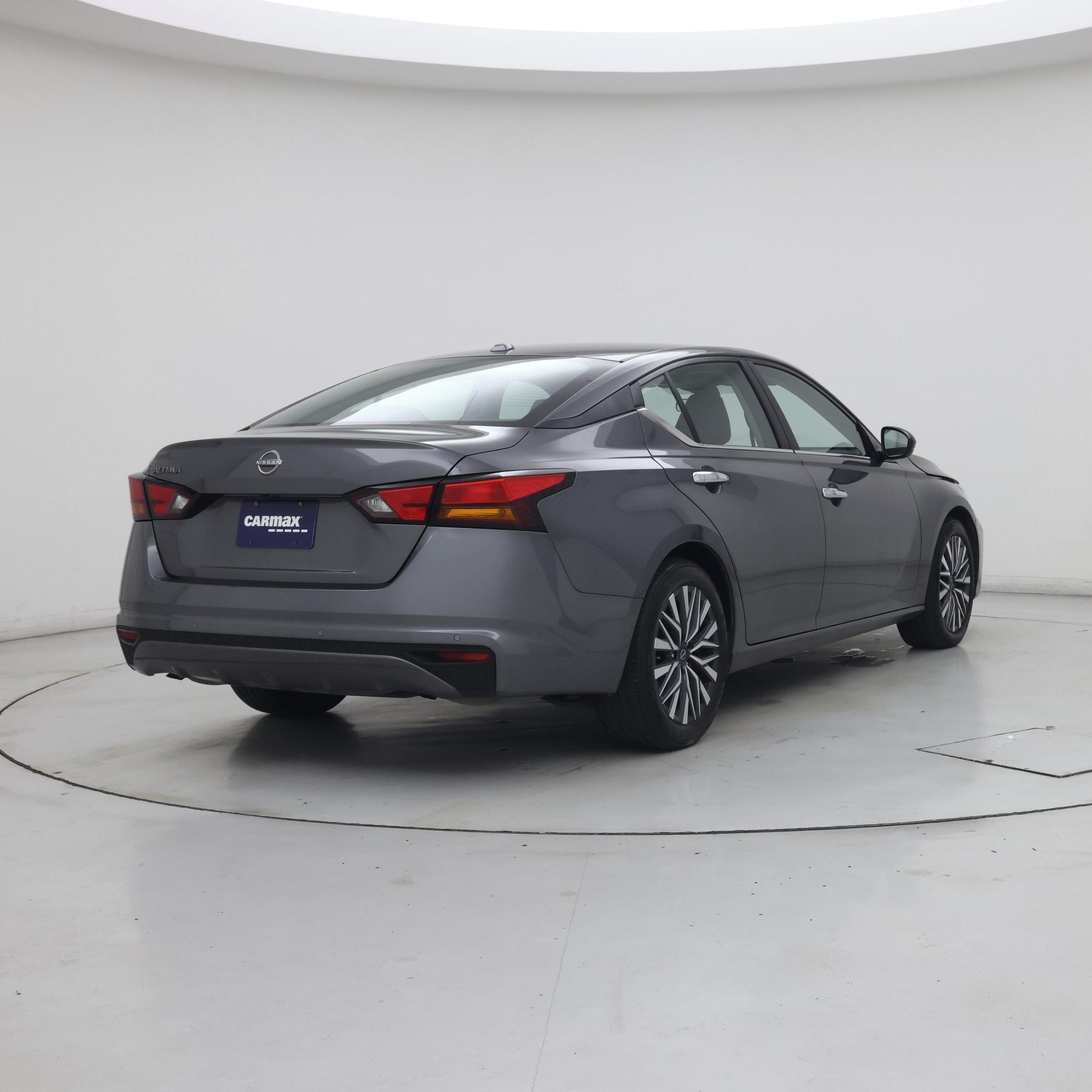 Thumbnail: 2025 Nissan Altima - 8
