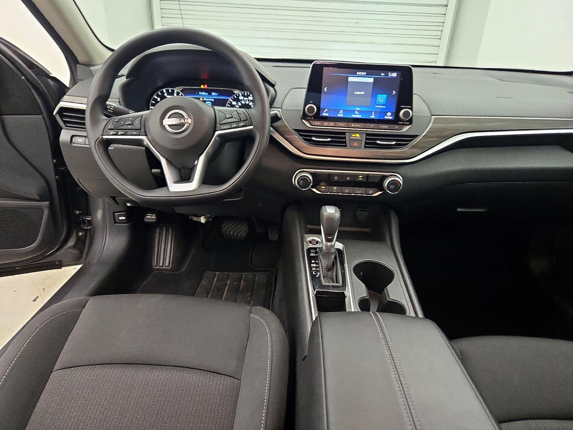 Thumbnail: 2025 Nissan Altima - 9