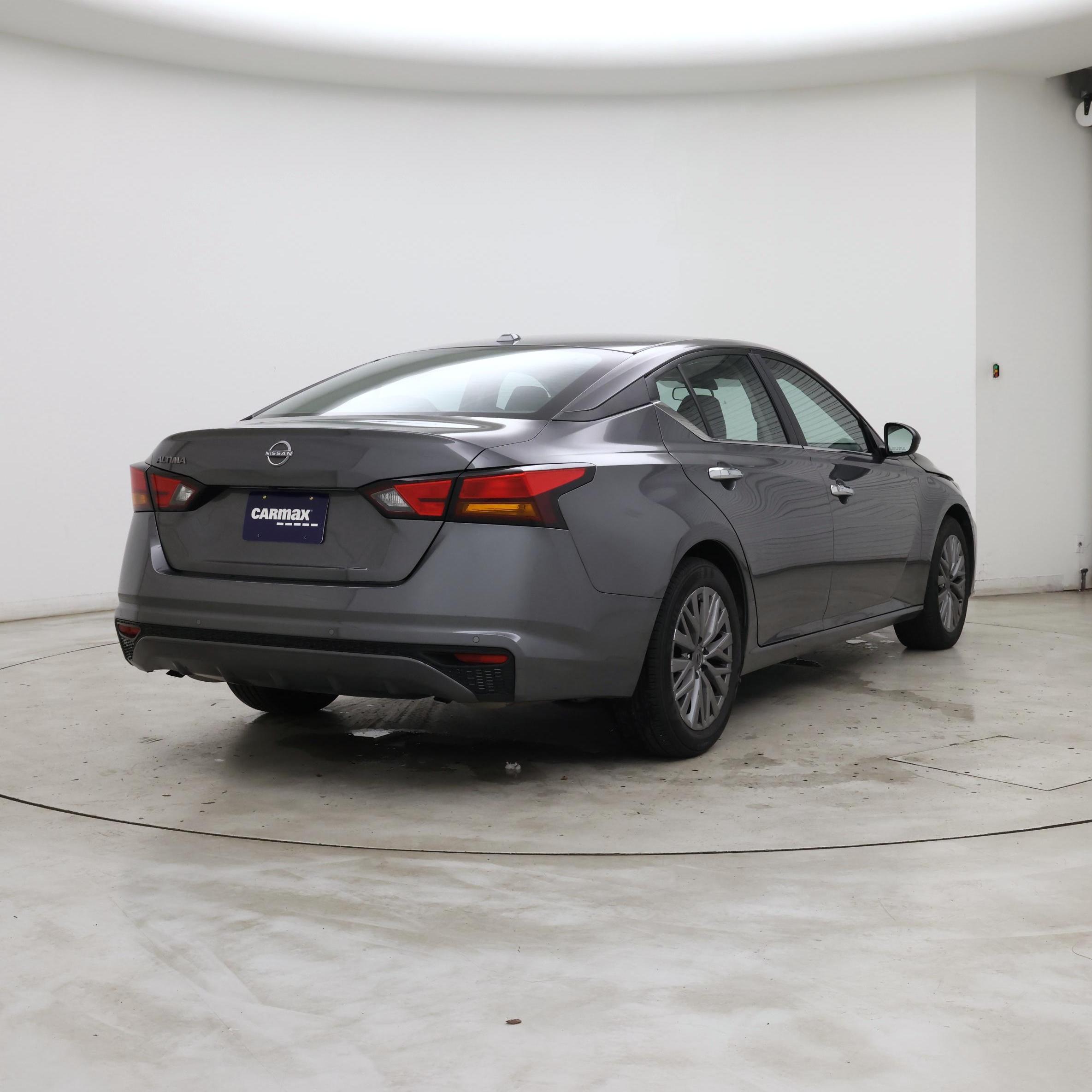 Thumbnail: 2025 Nissan Altima - 8