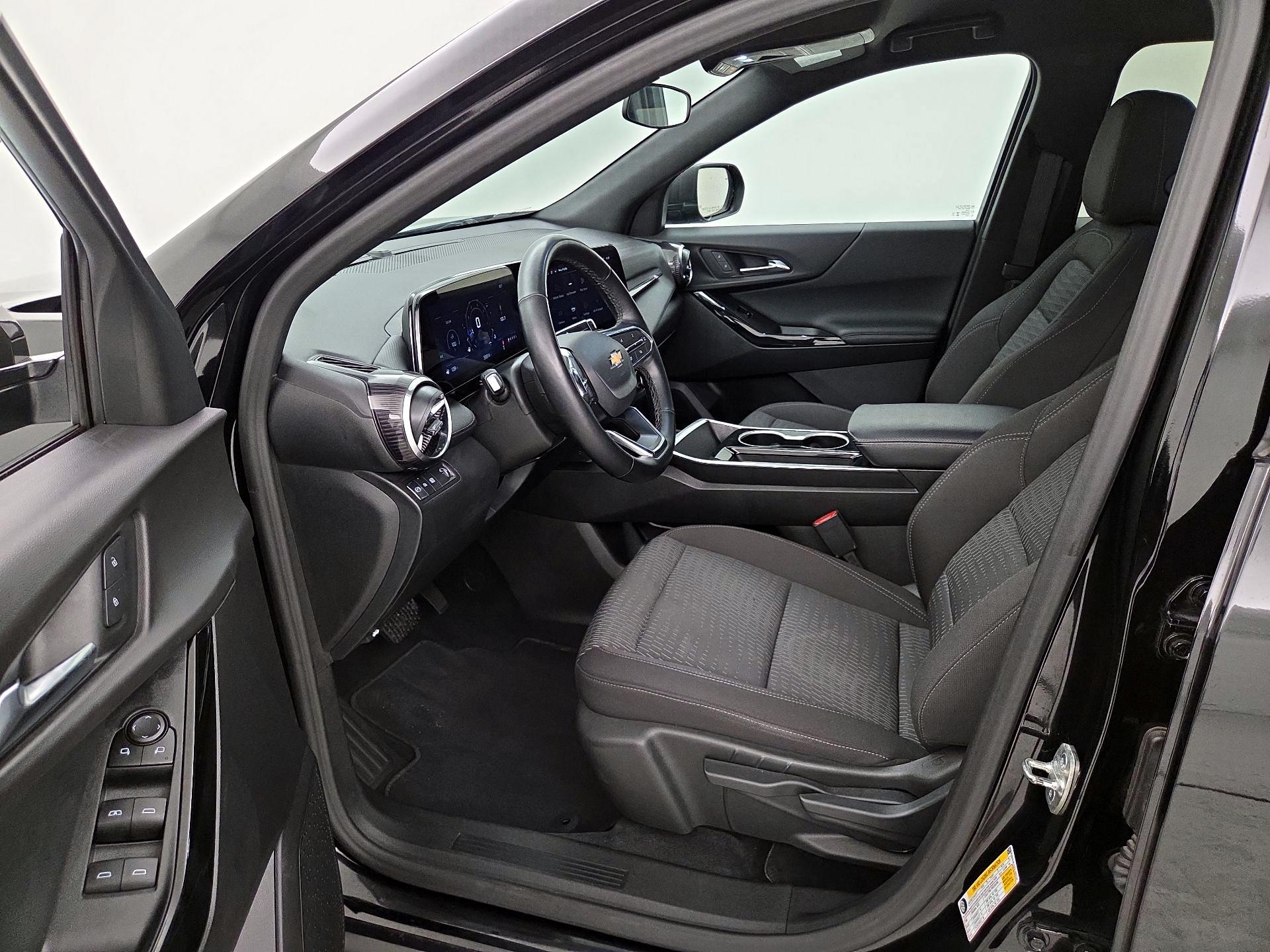 Thumbnail: 2025 Chevrolet Equinox - 11