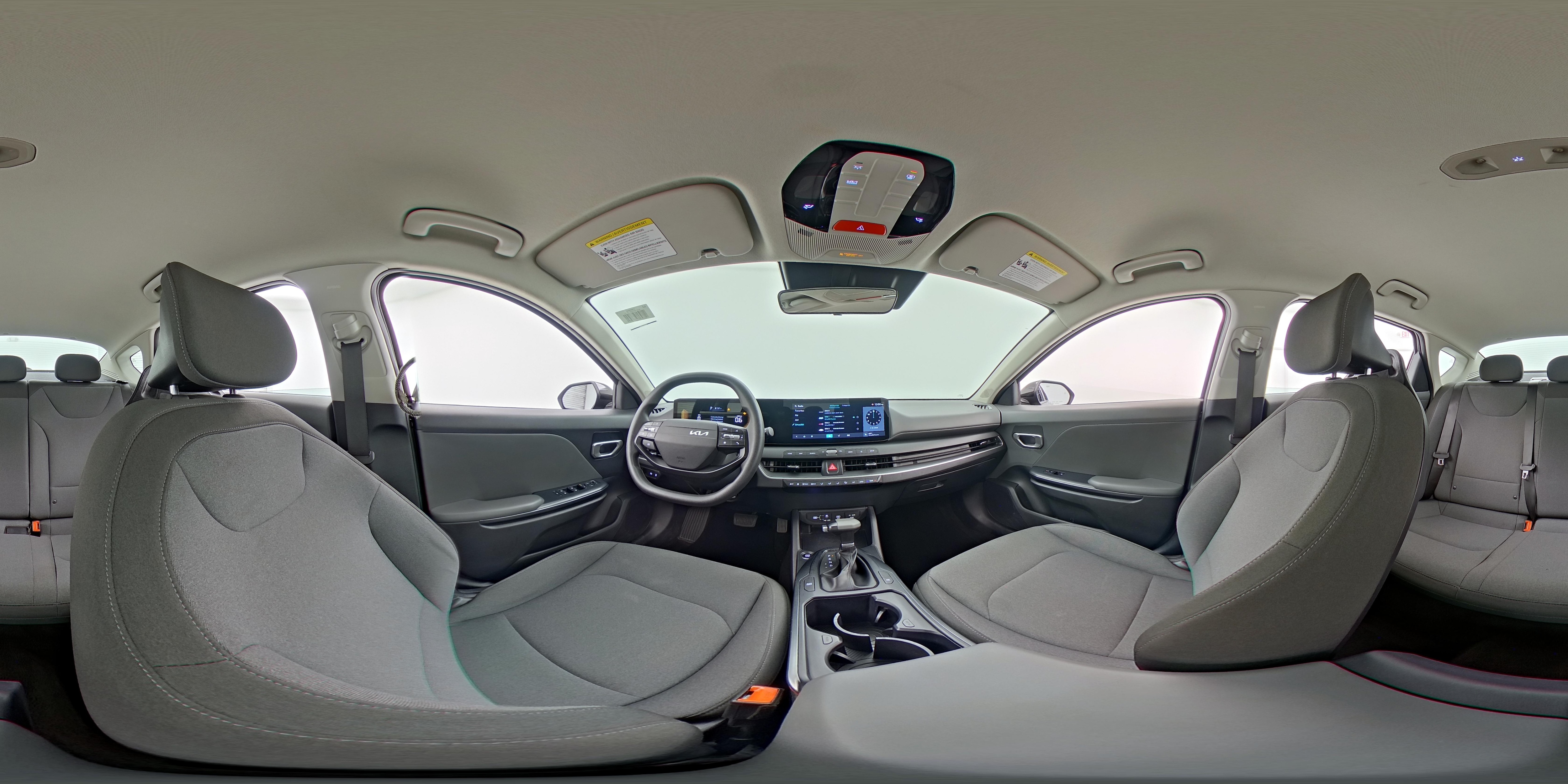 2025 Kia K4 LXS - Photo 24