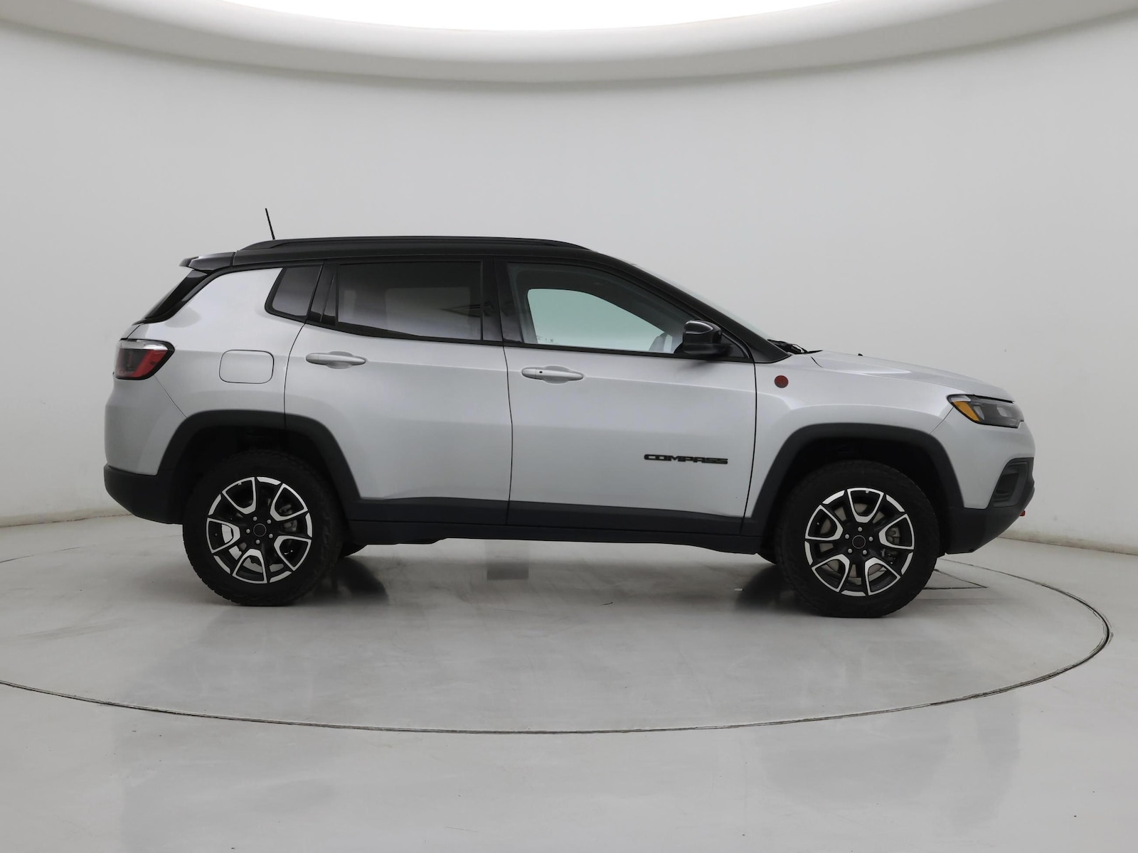 2025 Jeep Compass Trailhawk - Photo 8