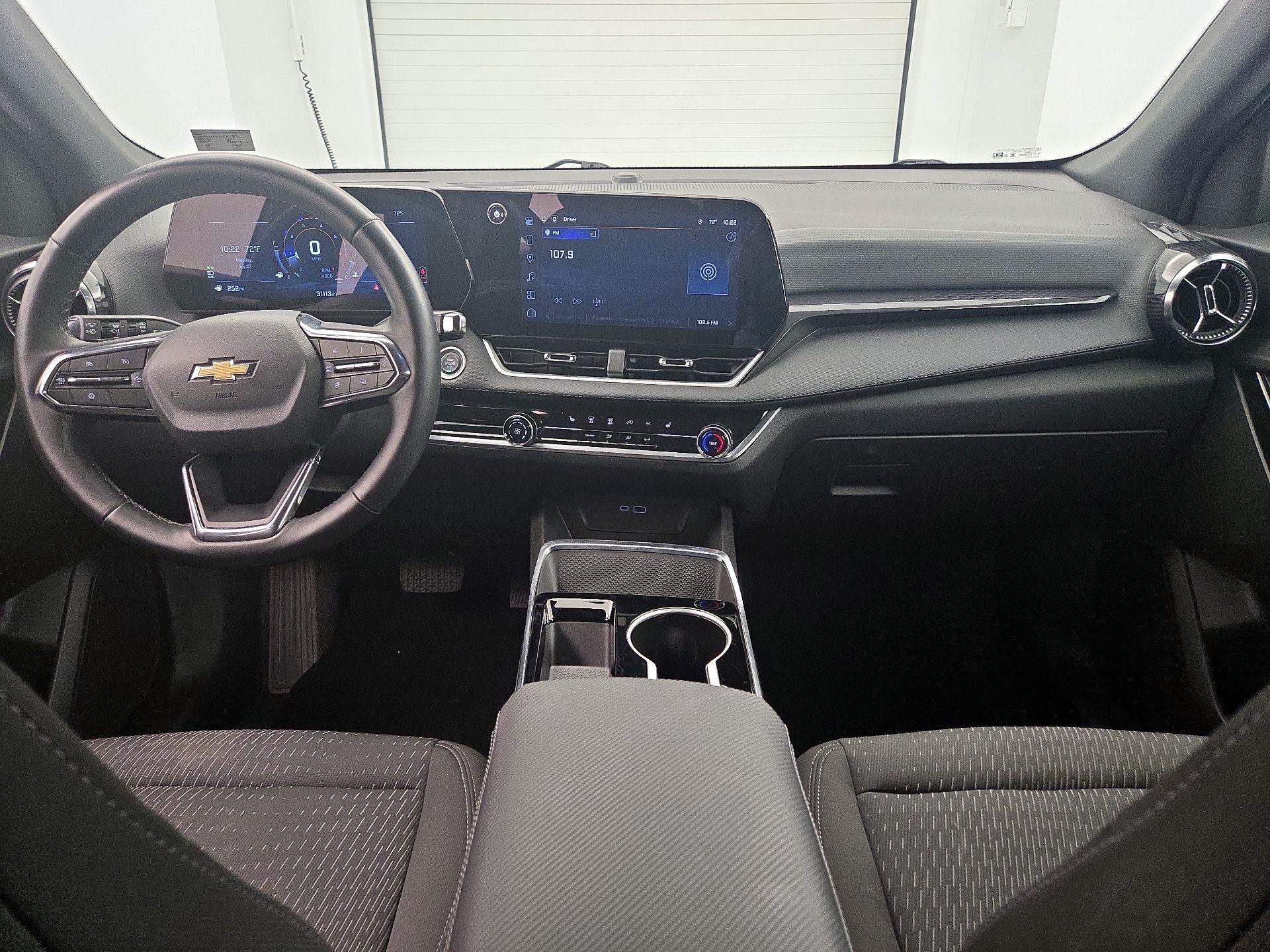 Thumbnail: 2025 Chevrolet Equinox - 9