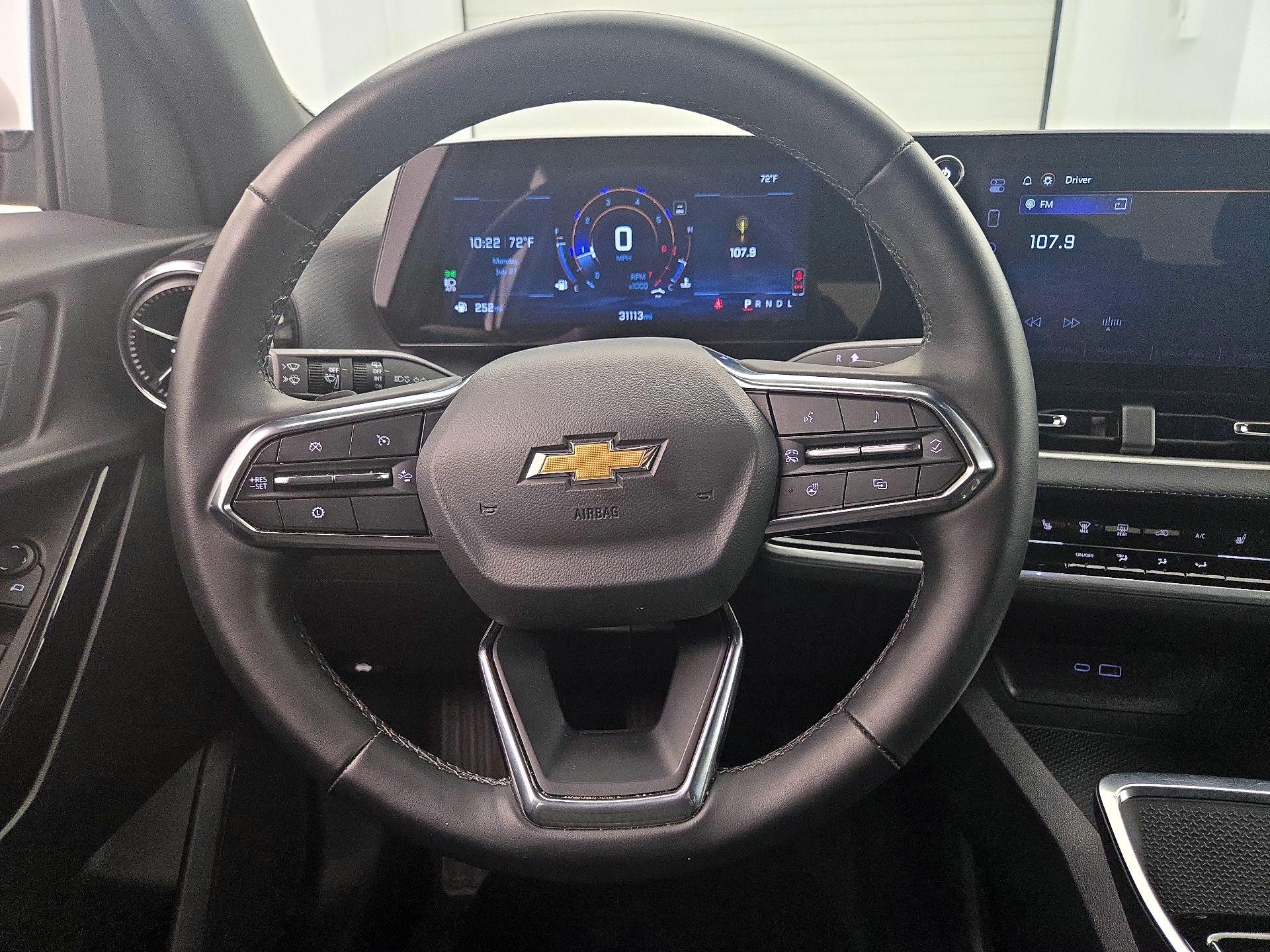 Thumbnail: 2025 Chevrolet Equinox - 10
