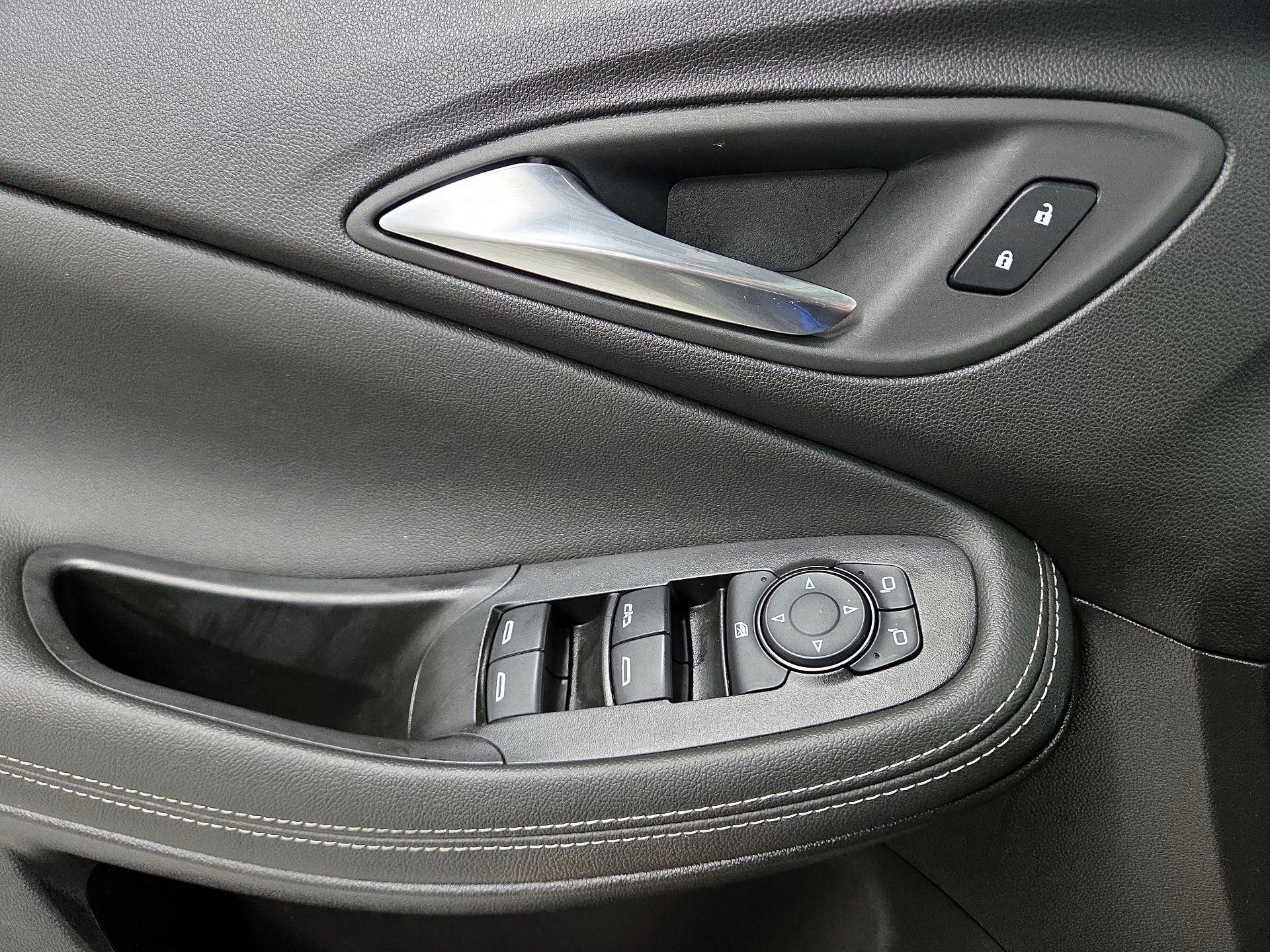 Thumbnail: 2025 Buick Encore GX - 12