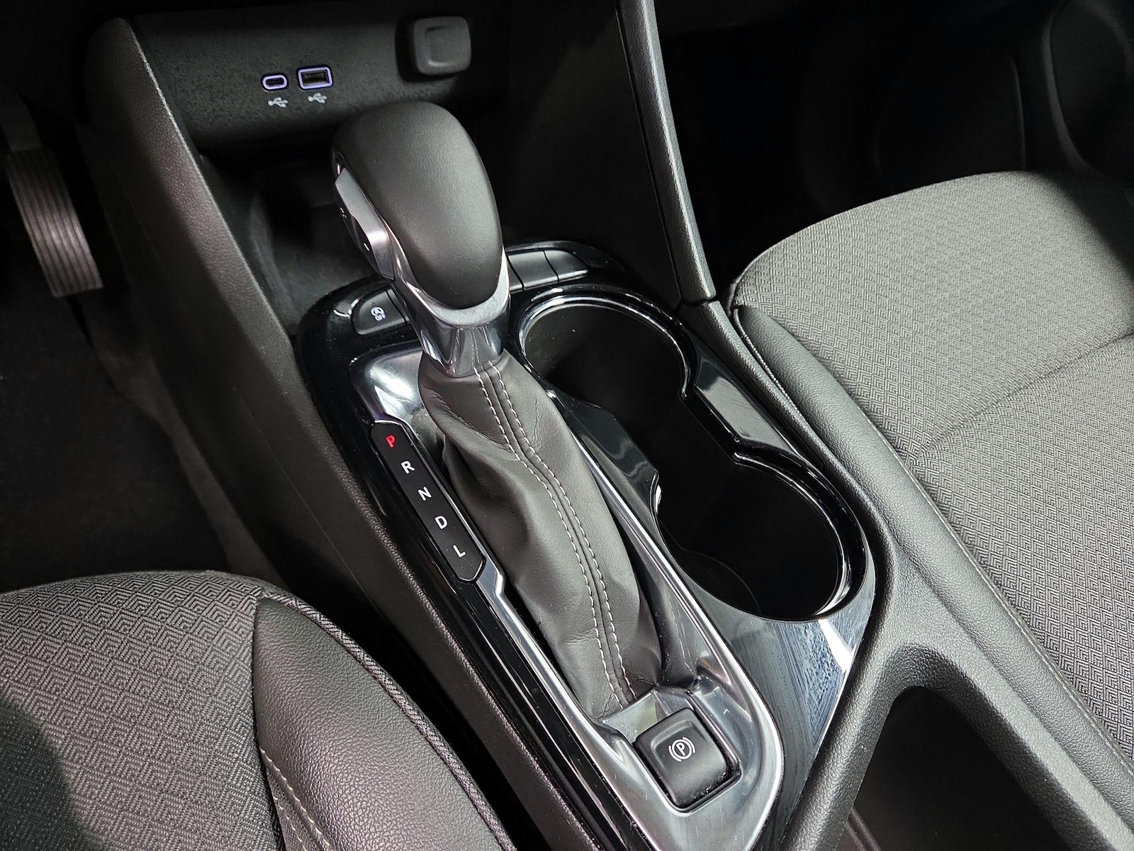 2025 Buick Encore GX Preferred - Photo 16
