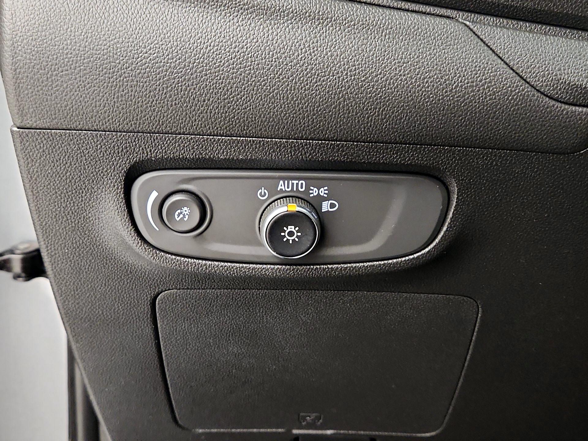 Thumbnail: 2025 Buick Encore GX - 13