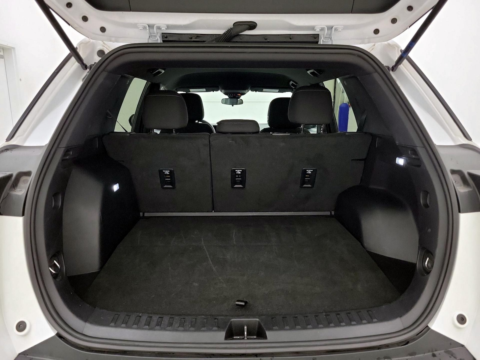 2025 Chevrolet Equinox LT - Photo 22