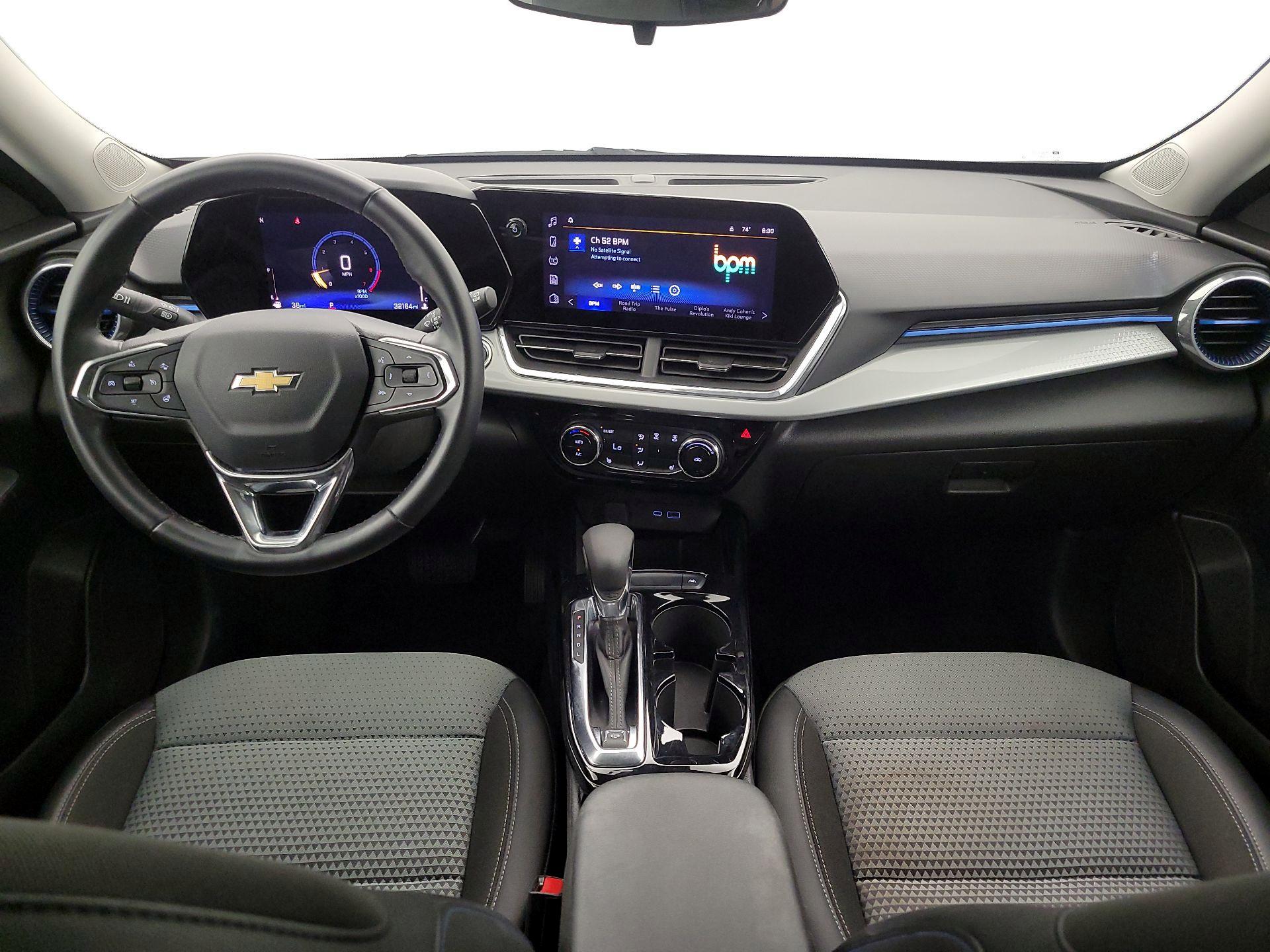 Thumbnail: 2025 Chevrolet Trax - 9