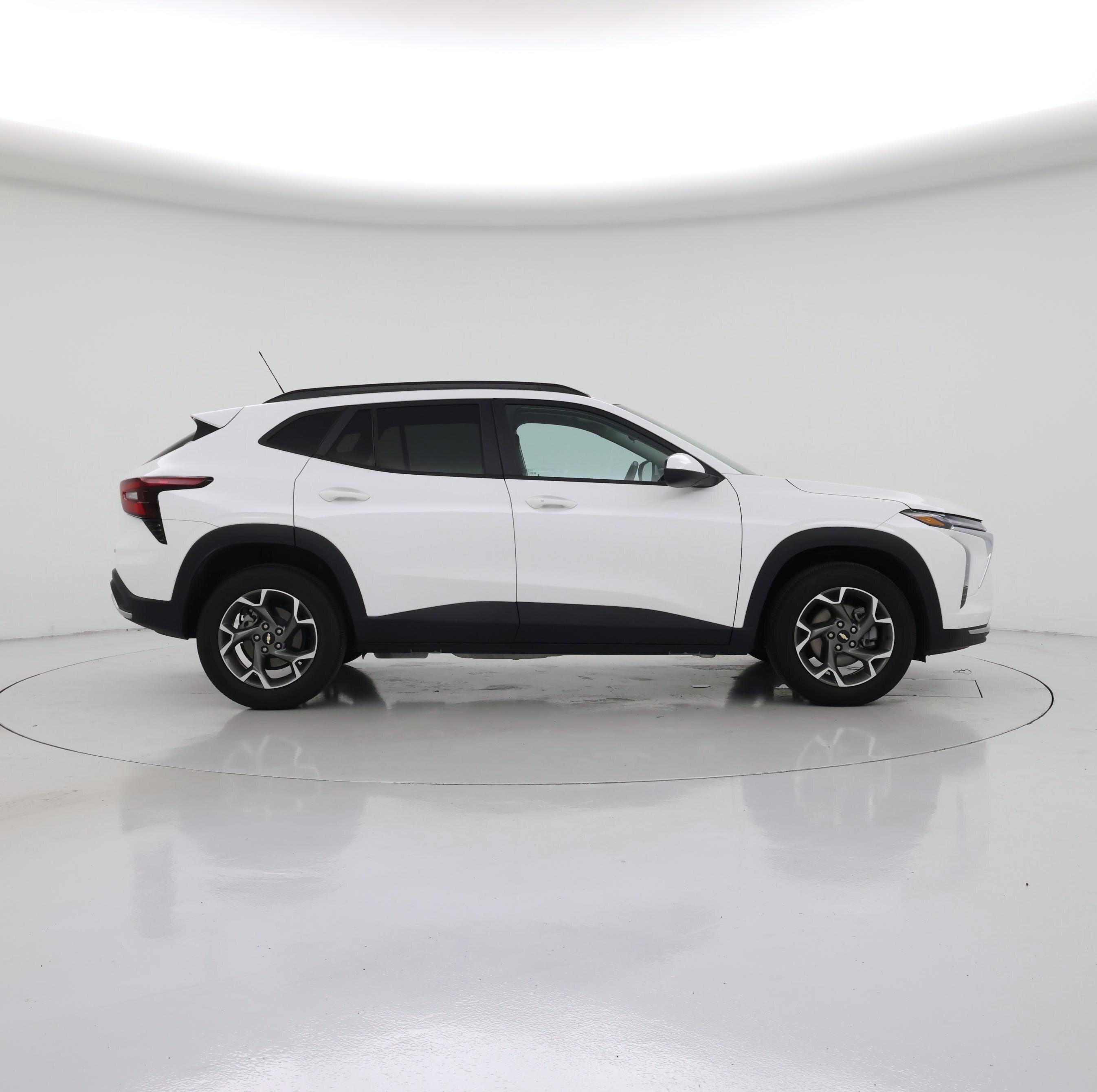Thumbnail: 2025 Chevrolet Trax - 7