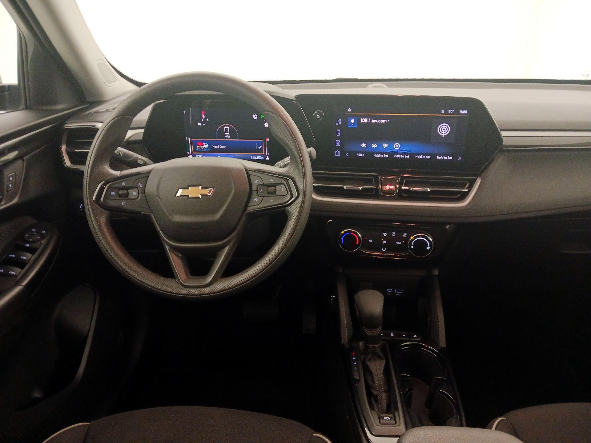 Thumbnail: 2025 Chevrolet TrailBlazer - 10