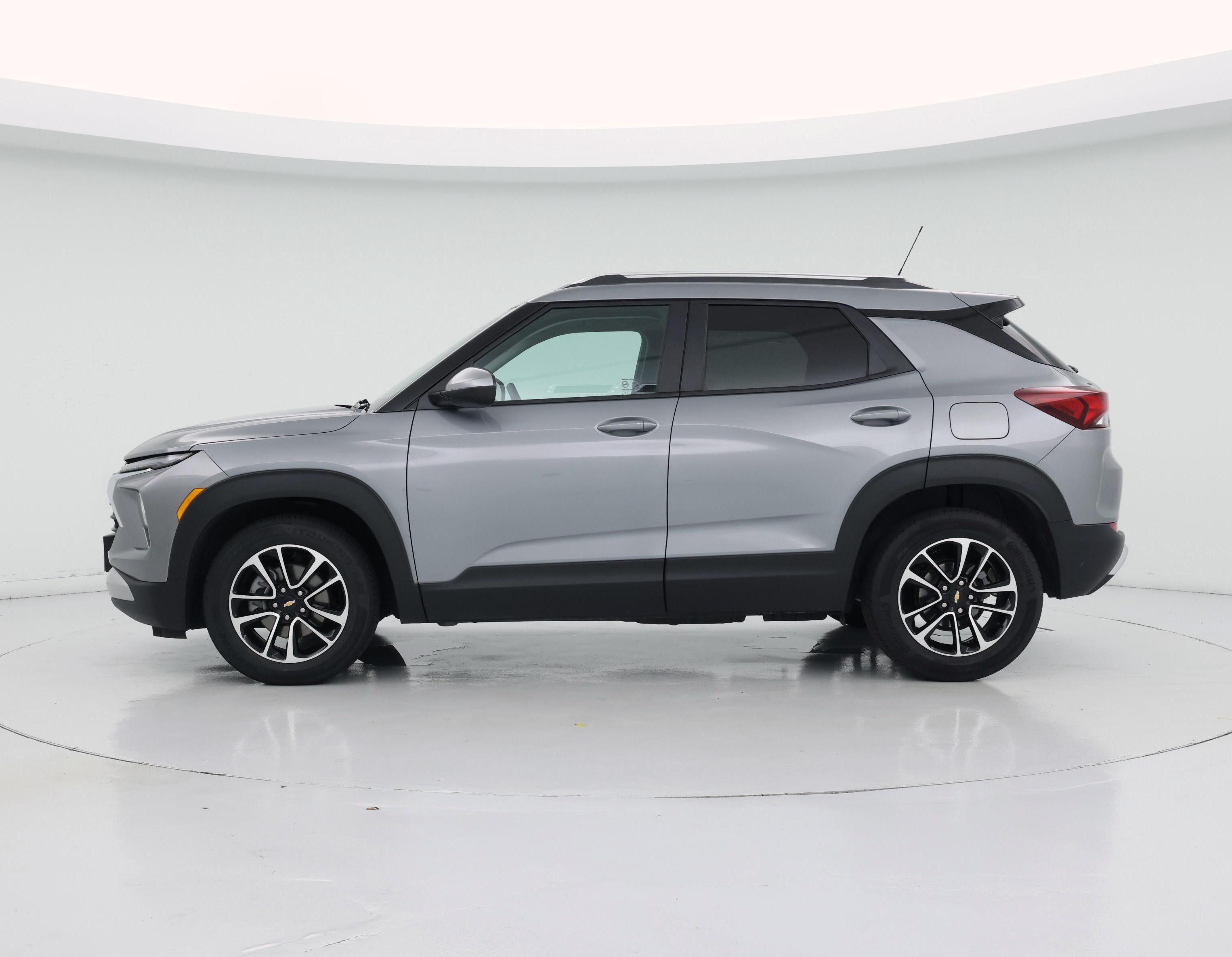 Thumbnail: 2025 Chevrolet TrailBlazer - 3