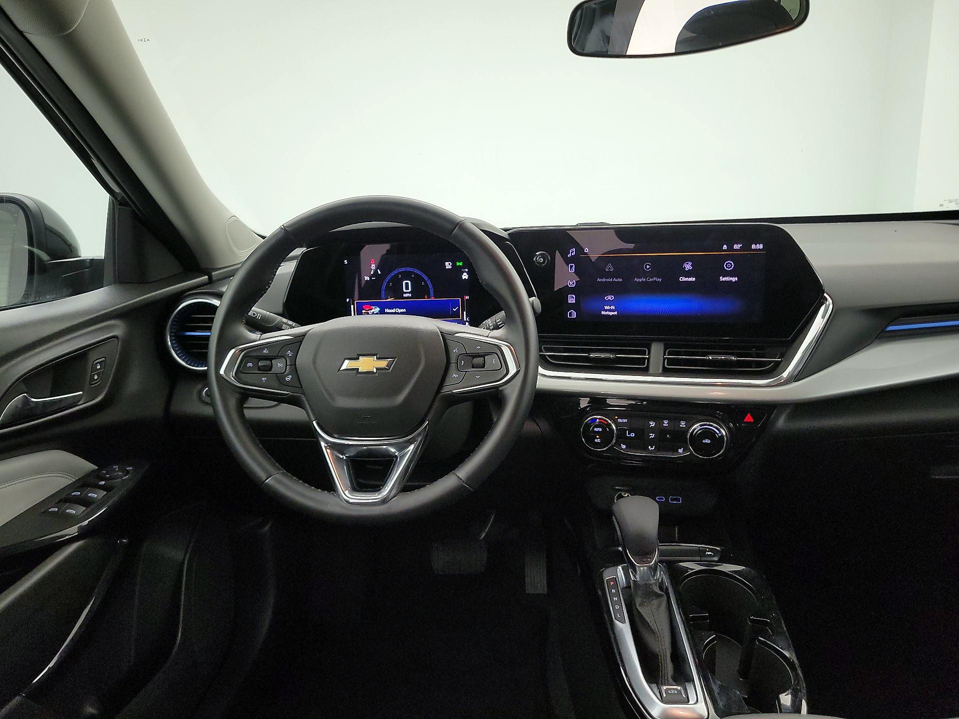 Thumbnail: 2025 Chevrolet Trax - 10