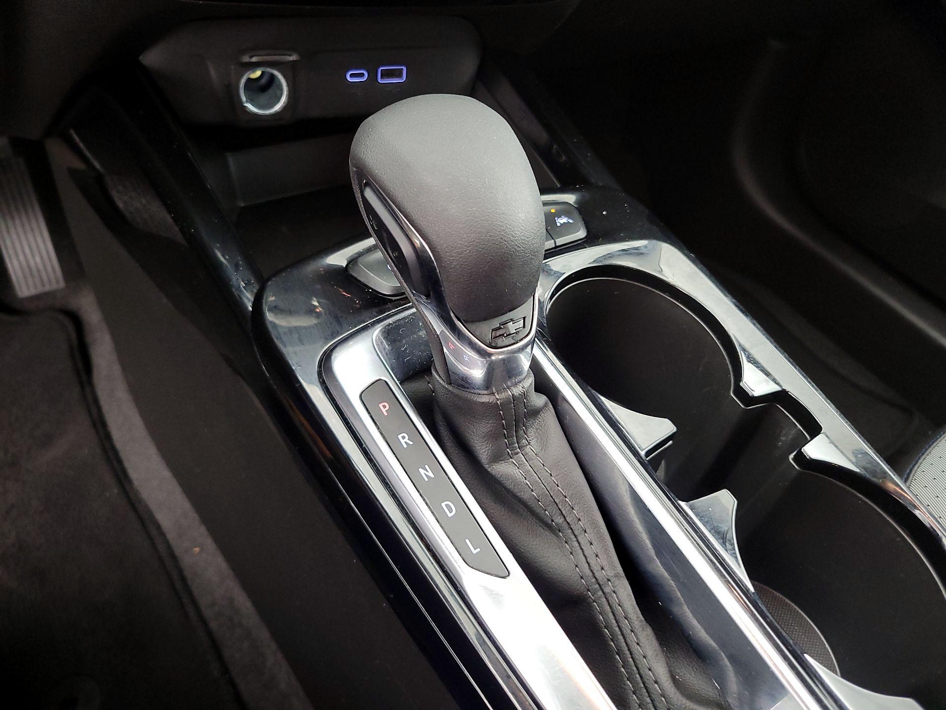 Thumbnail: 2025 Chevrolet Trax - 17