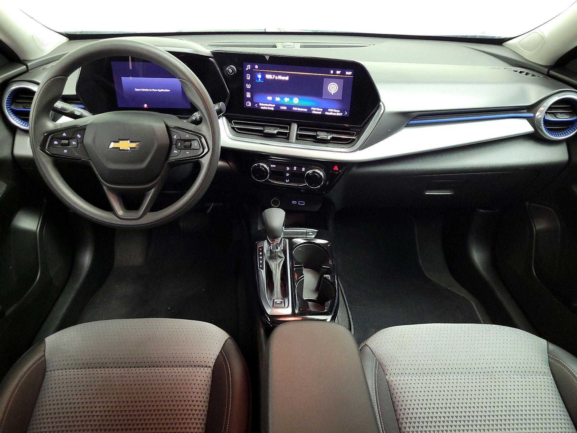 Thumbnail: 2025 Chevrolet Trax - 9