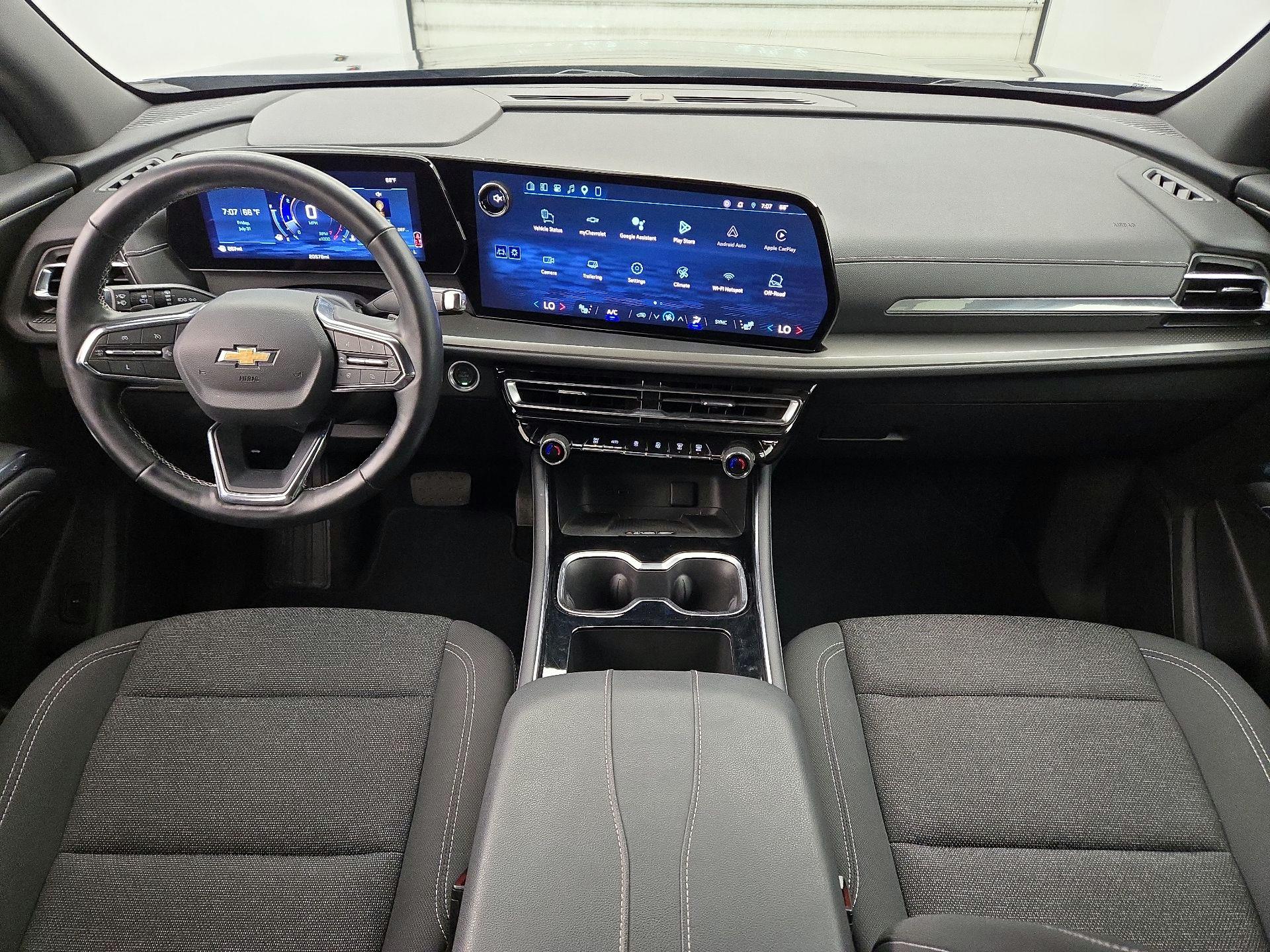 Thumbnail: 2025 Chevrolet Traverse - 9