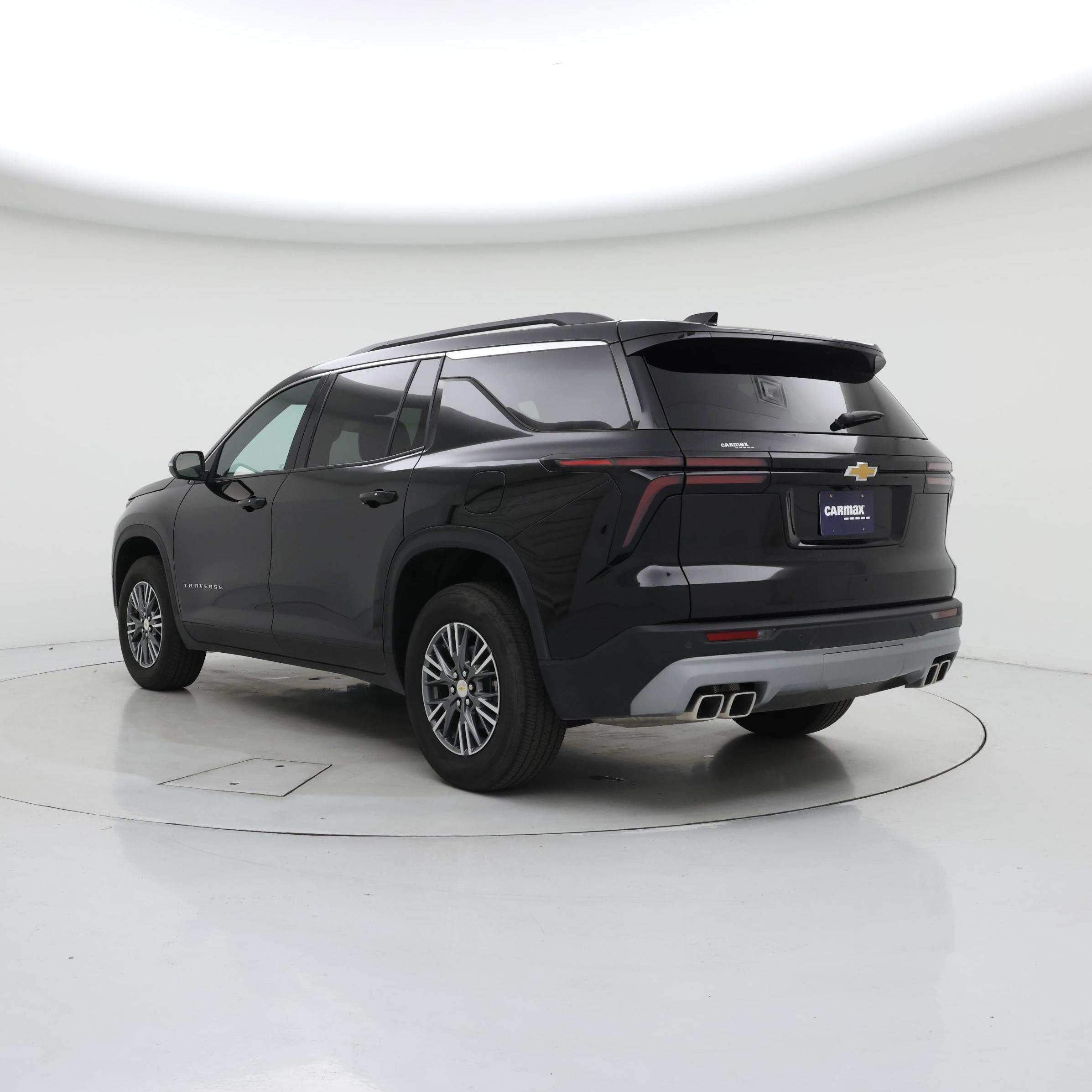 Thumbnail: 2025 Chevrolet Traverse - 2