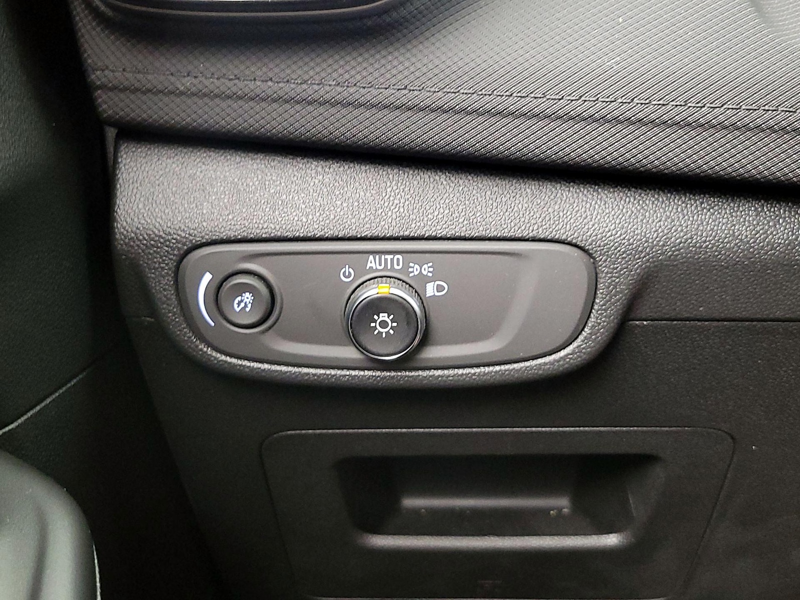2025 Chevrolet Trailblazer LT - Photo 14