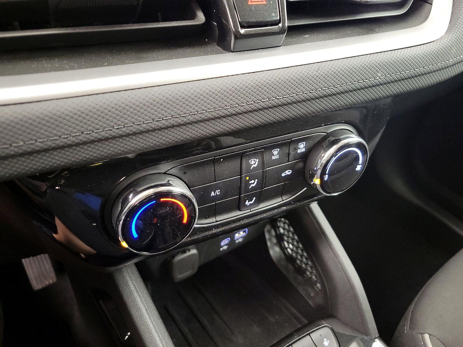 2025 Chevrolet Trailblazer LT - Photo 17