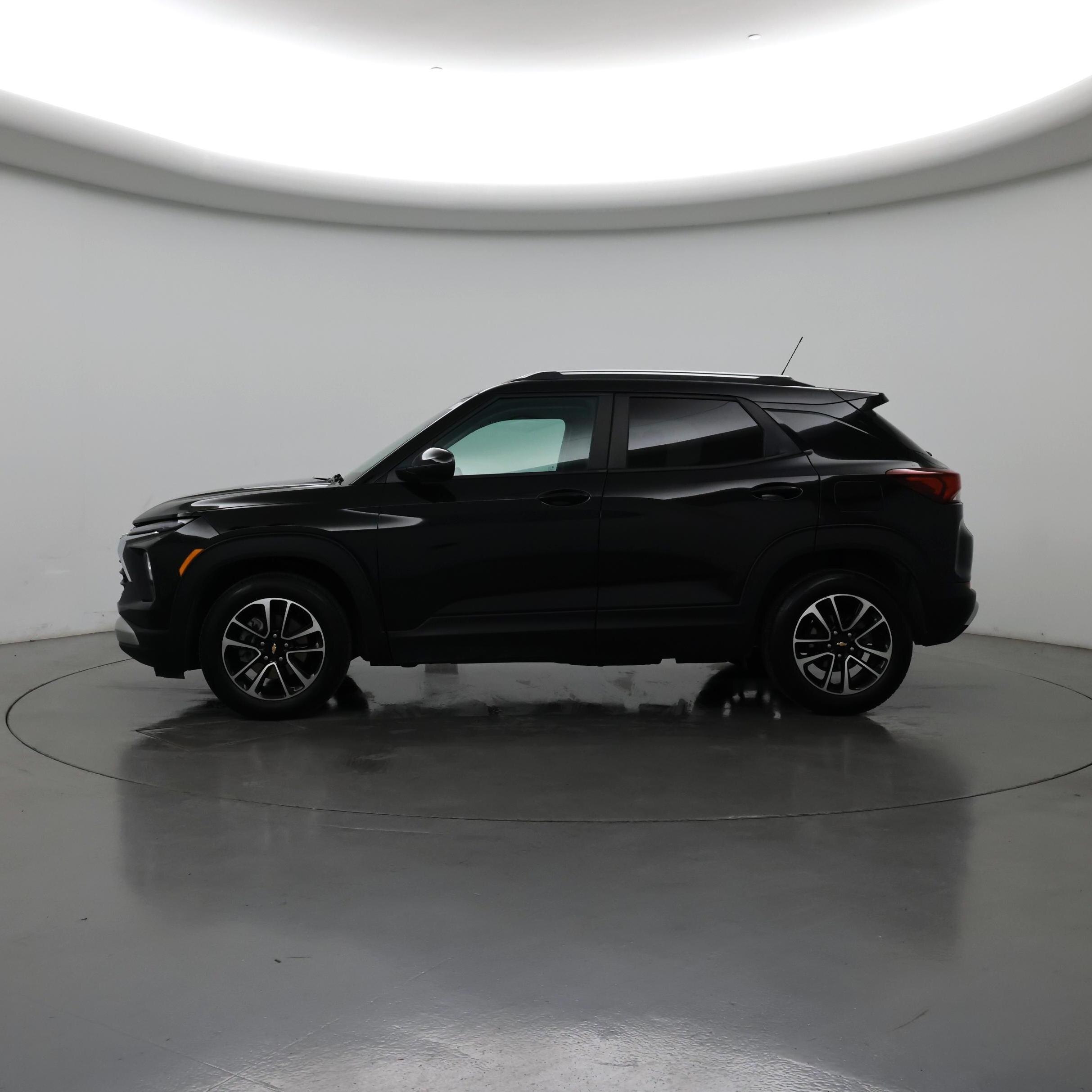 Thumbnail: 2025 Chevrolet TrailBlazer - 3