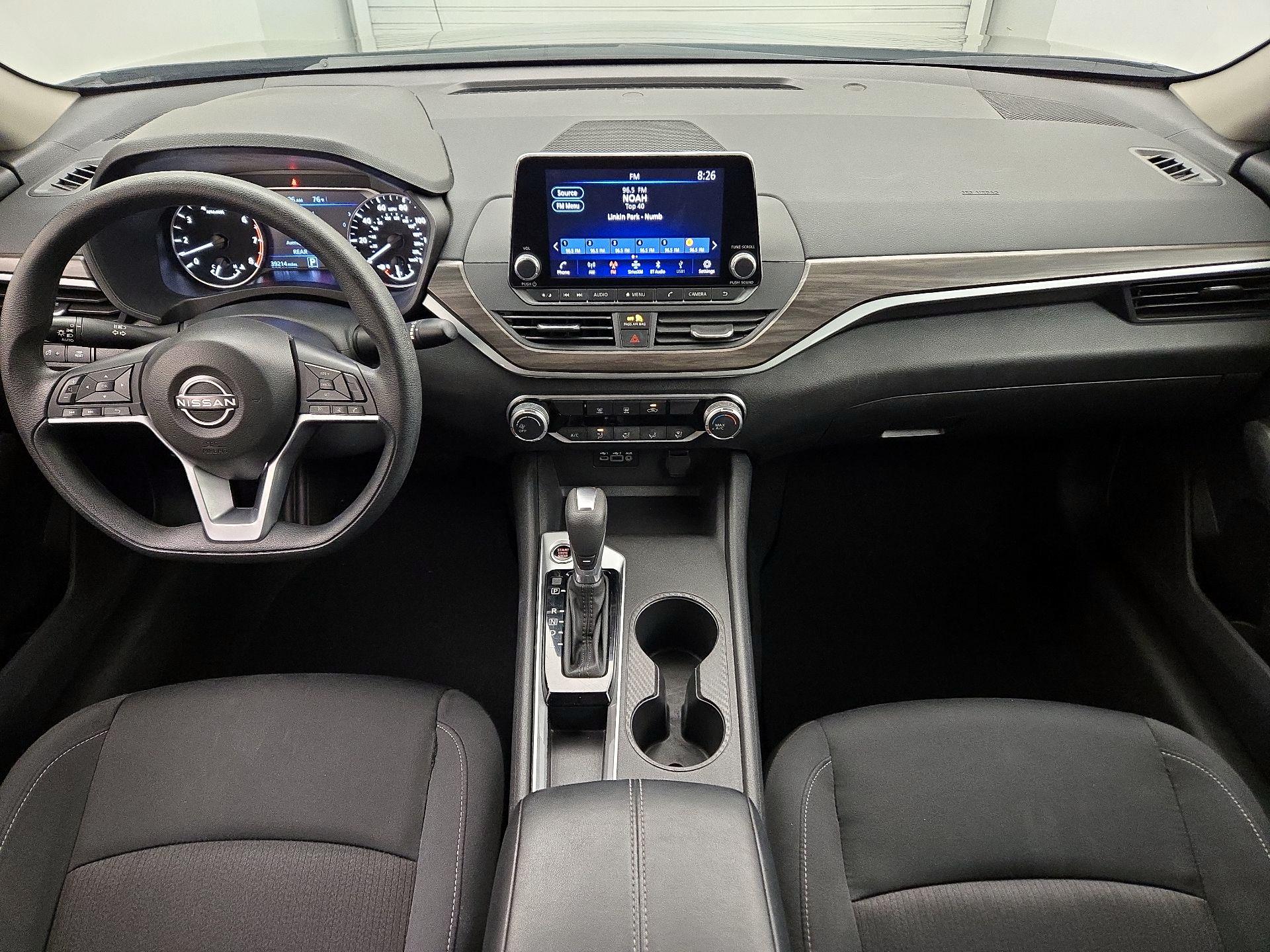 Thumbnail: 2025 Nissan Altima - 9