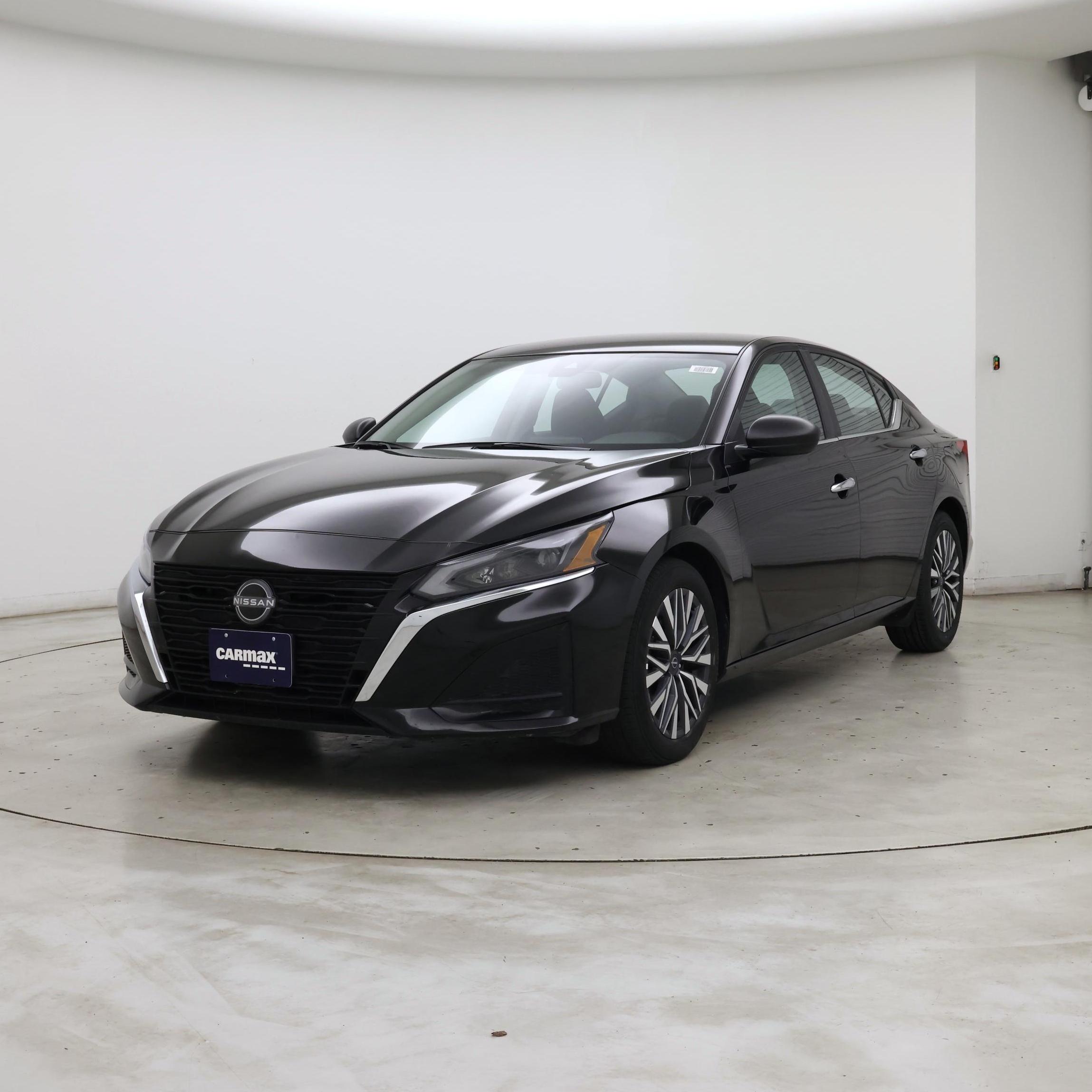 Thumbnail: 2025 Nissan Altima - 4