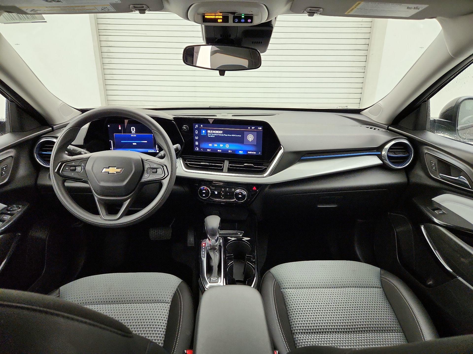 Thumbnail: 2025 Chevrolet Trax - 9
