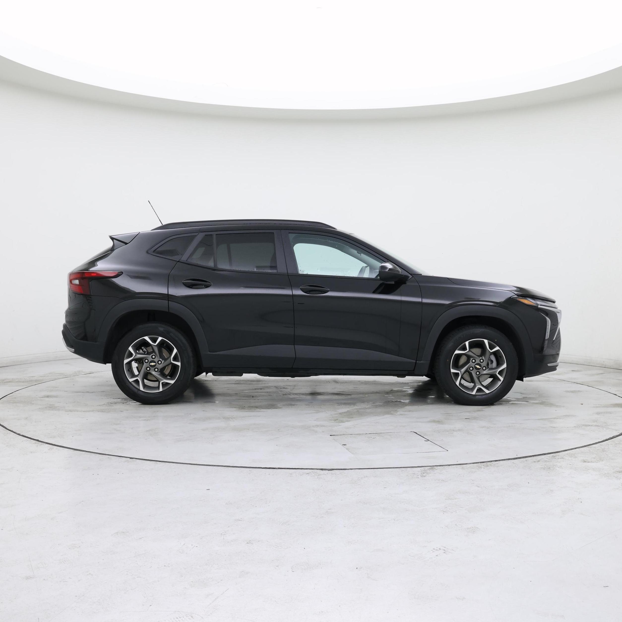 Thumbnail: 2025 Chevrolet Trax - 7