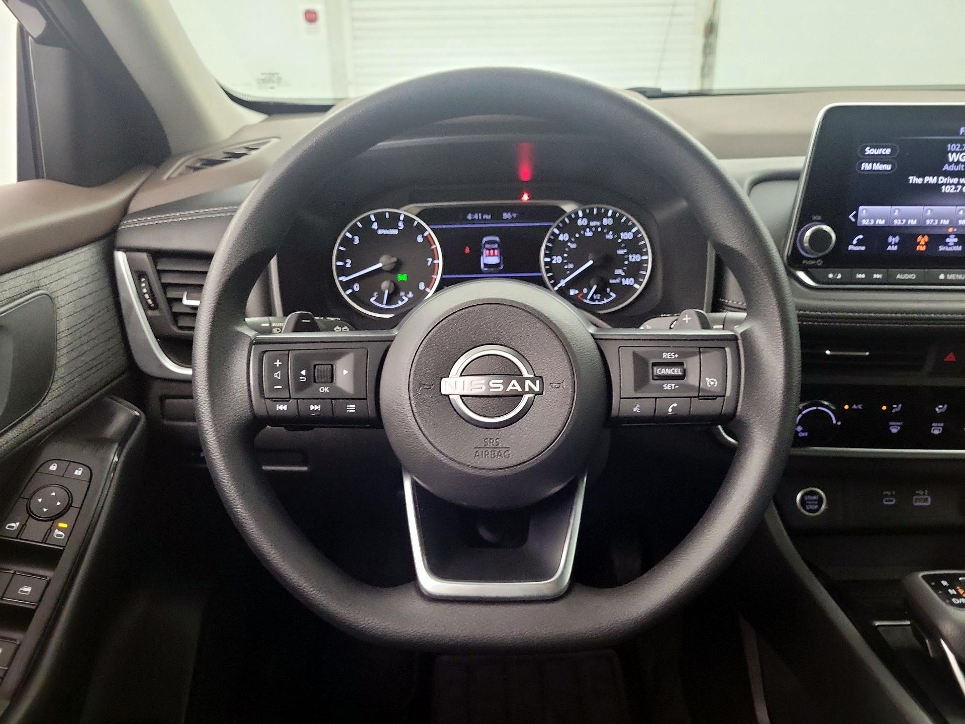 Thumbnail: 2023 Nissan Rogue - 10