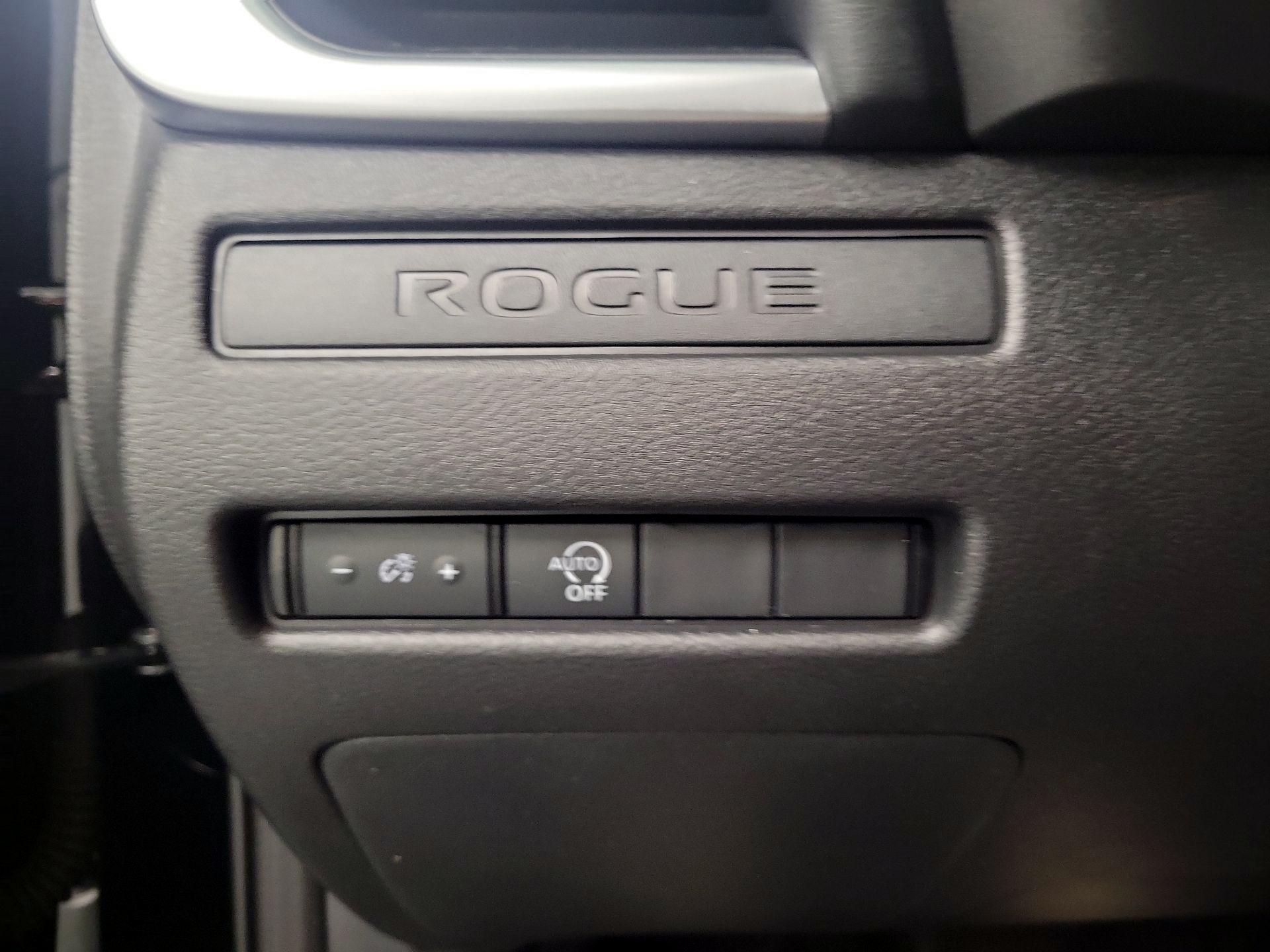 Thumbnail: 2023 Nissan Rogue - 13