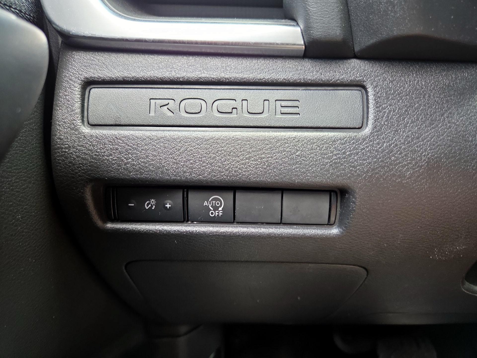 Thumbnail: 2023 Nissan Rogue - 13
