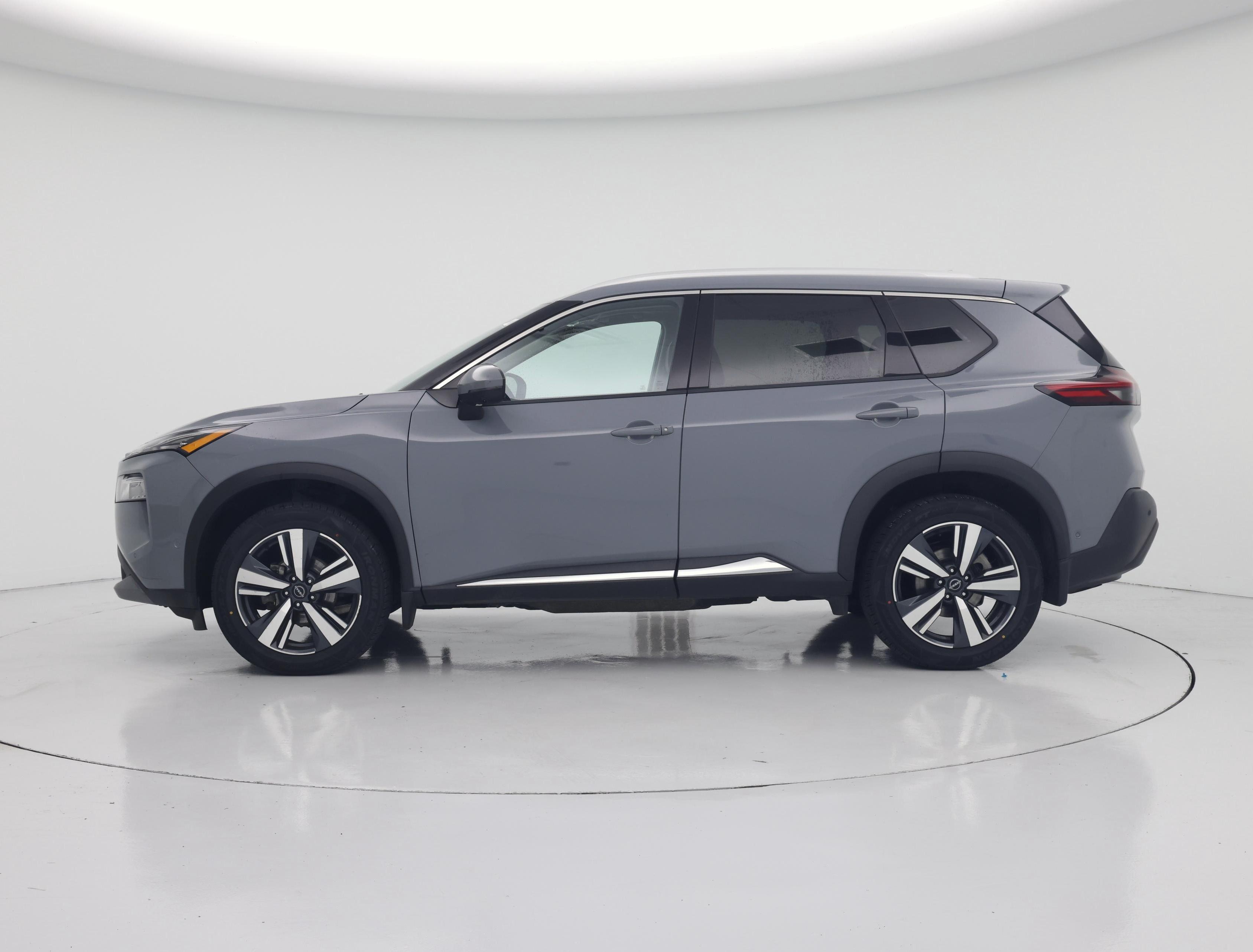Thumbnail: 2023 Nissan Rogue - 3
