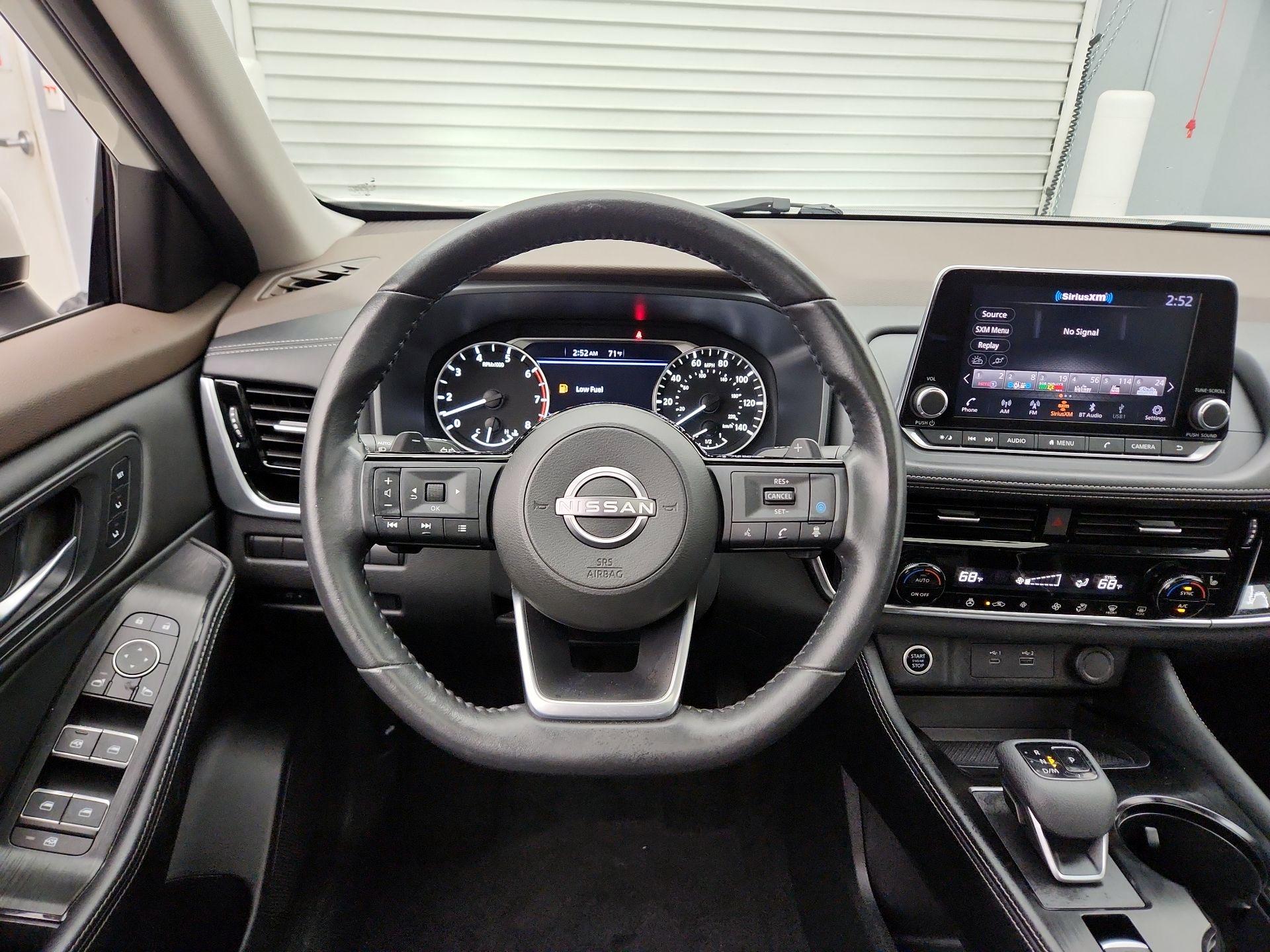 Thumbnail: 2023 Nissan Rogue - 10