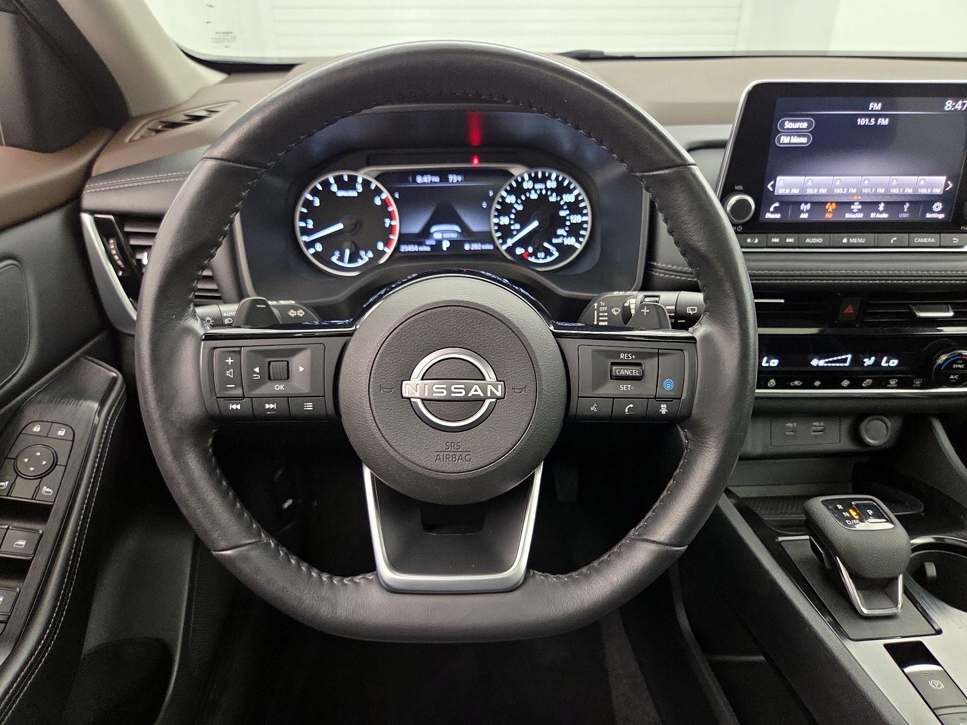 Thumbnail: 2022 Nissan Rogue - 10
