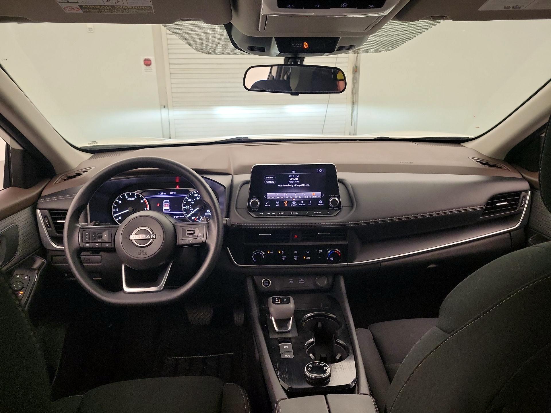 Thumbnail: 2023 Nissan Rogue - 9