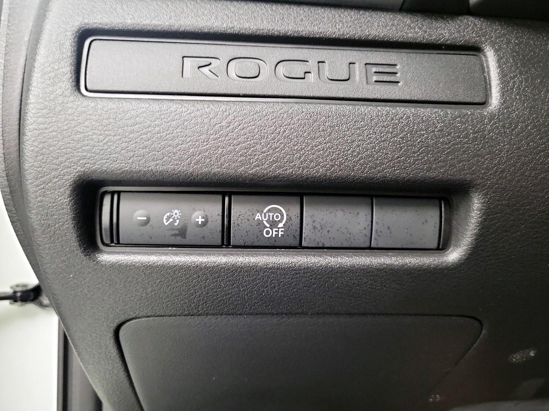 Thumbnail: 2023 Nissan Rogue - 13