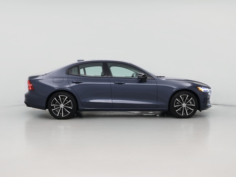 2023 Volvo S60 Recharge T8 Plus Dark Theme