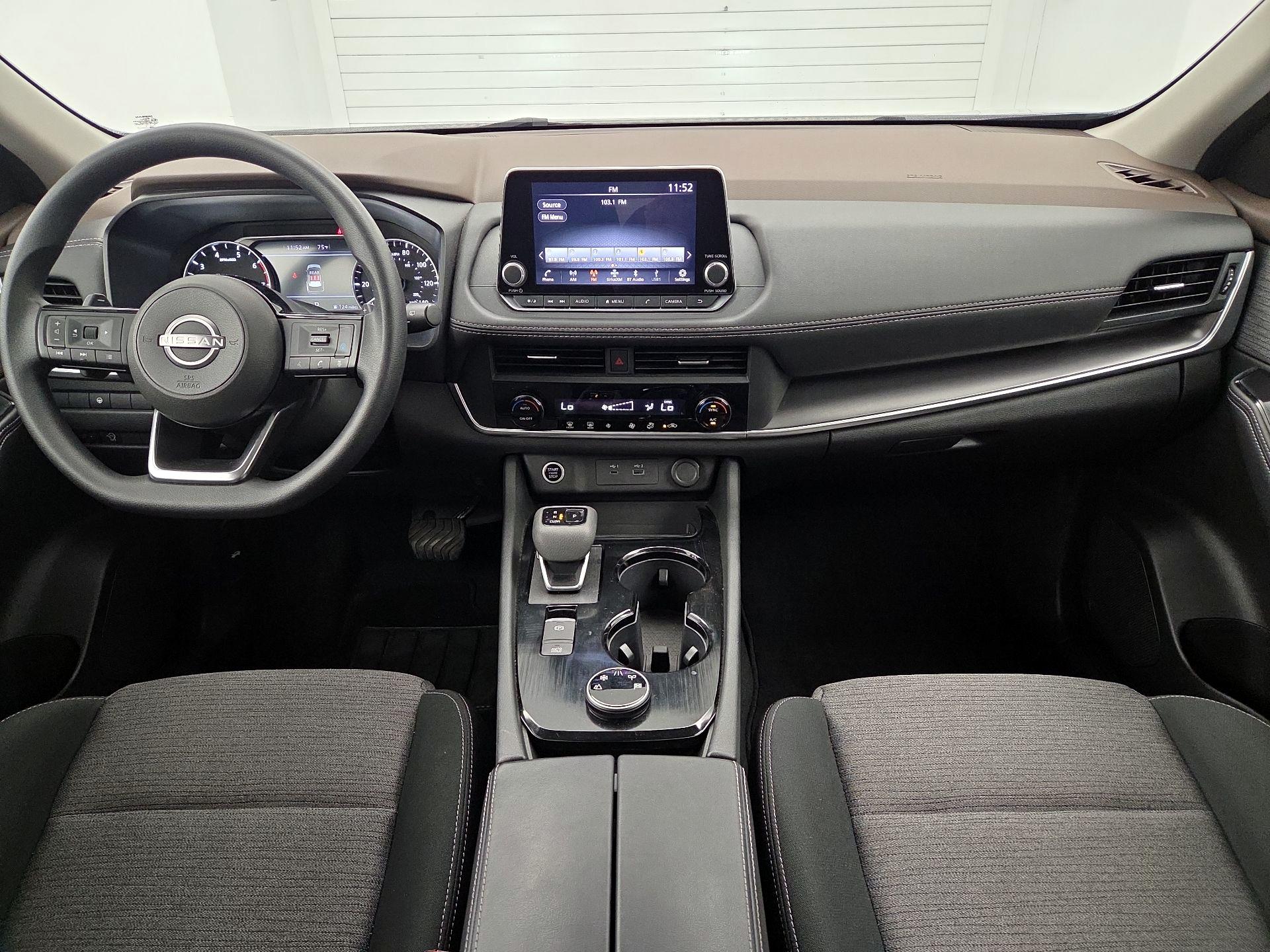 Thumbnail: 2023 Nissan Rogue - 9