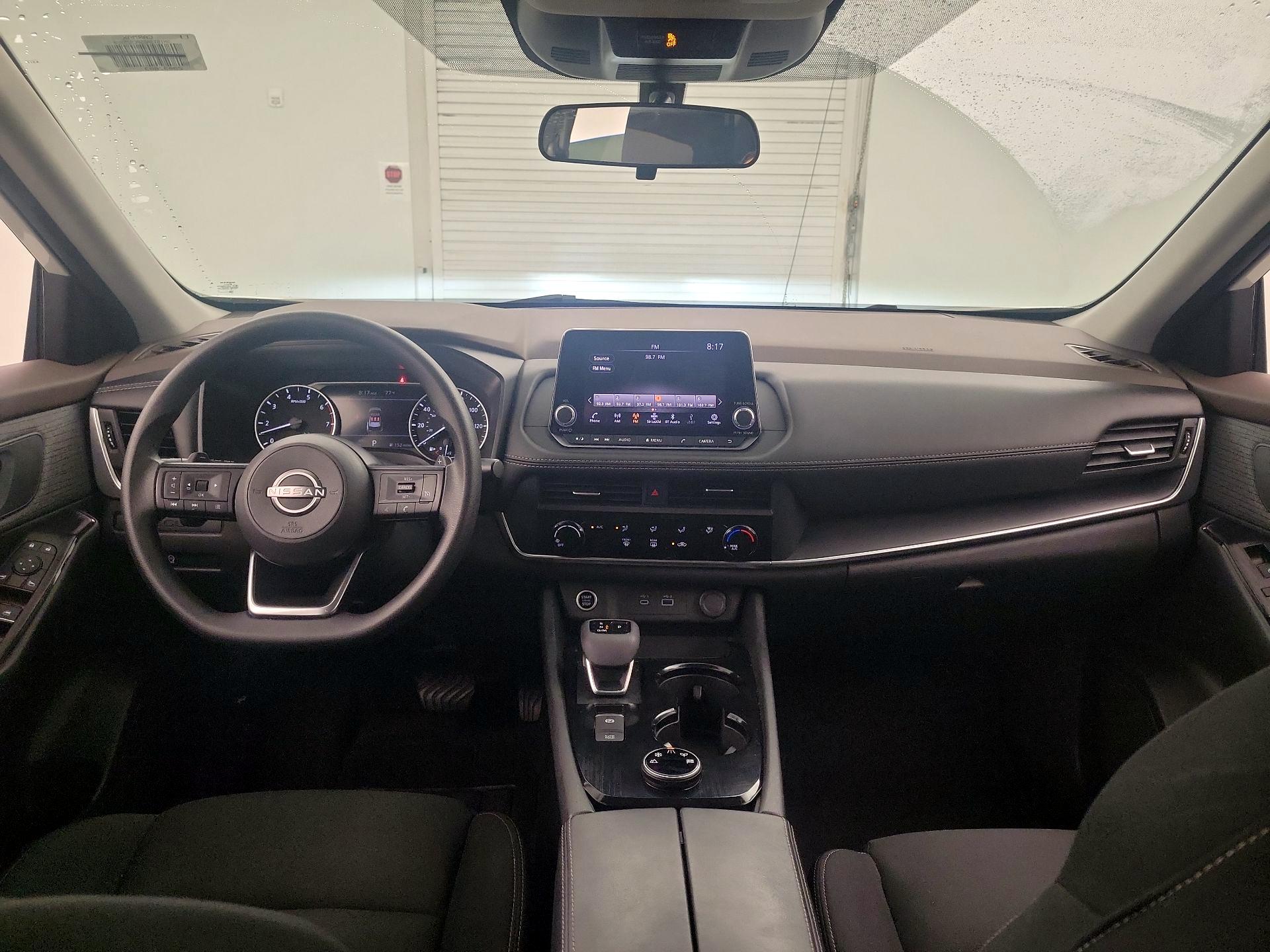 Thumbnail: 2023 Nissan Rogue - 9