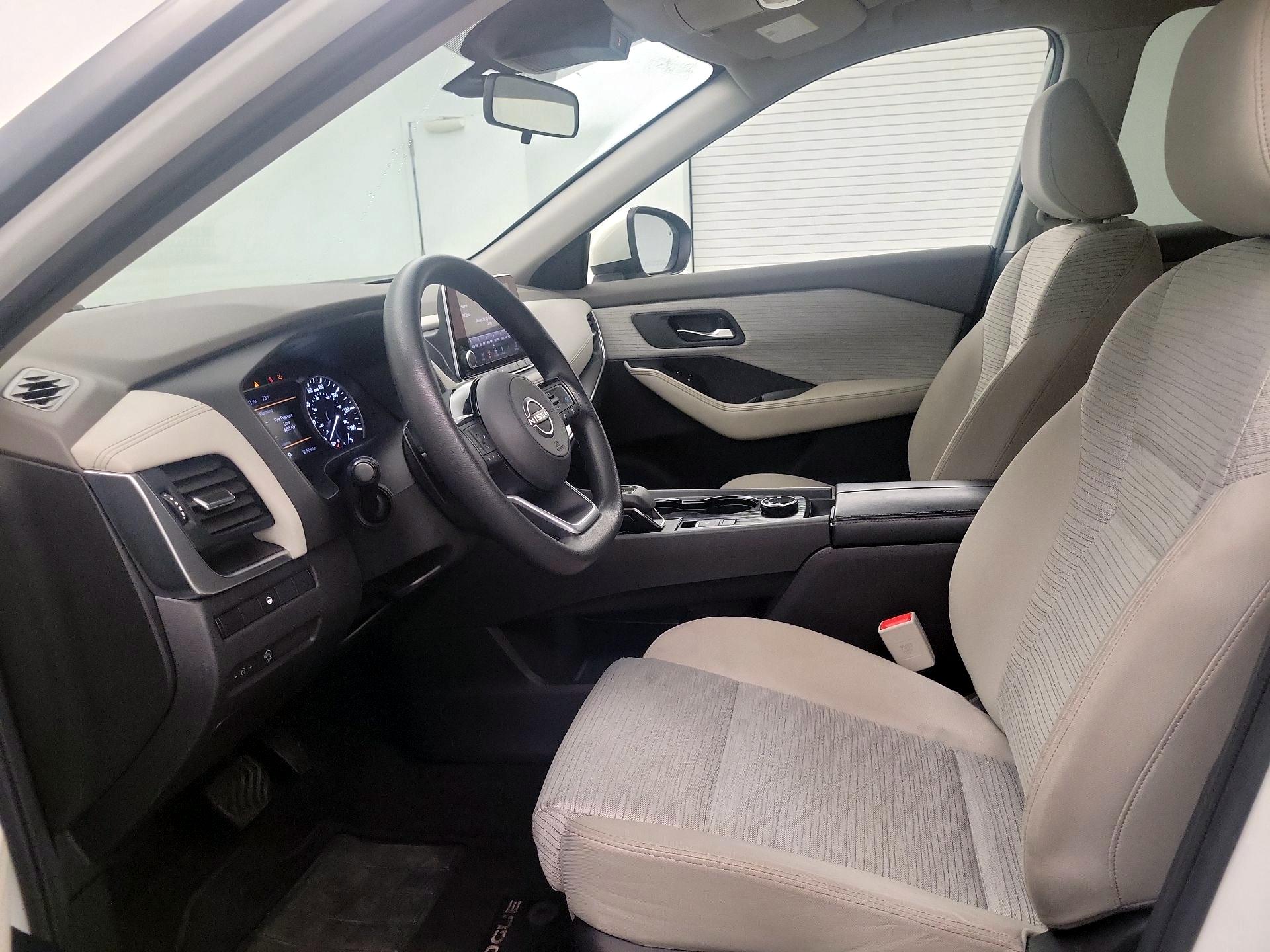 Thumbnail: 2023 Nissan Rogue - 11