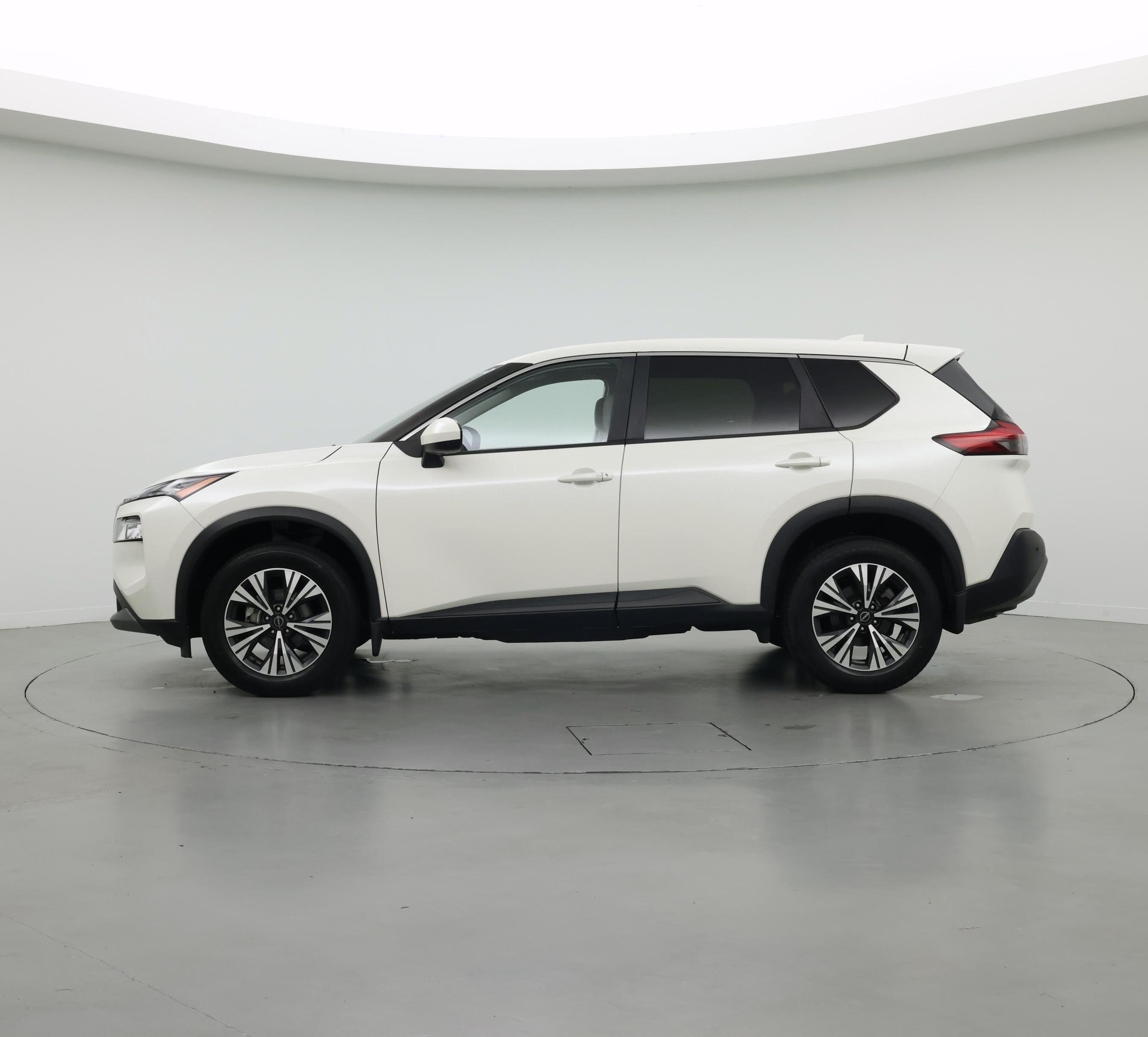 Thumbnail: 2023 Nissan Rogue - 3