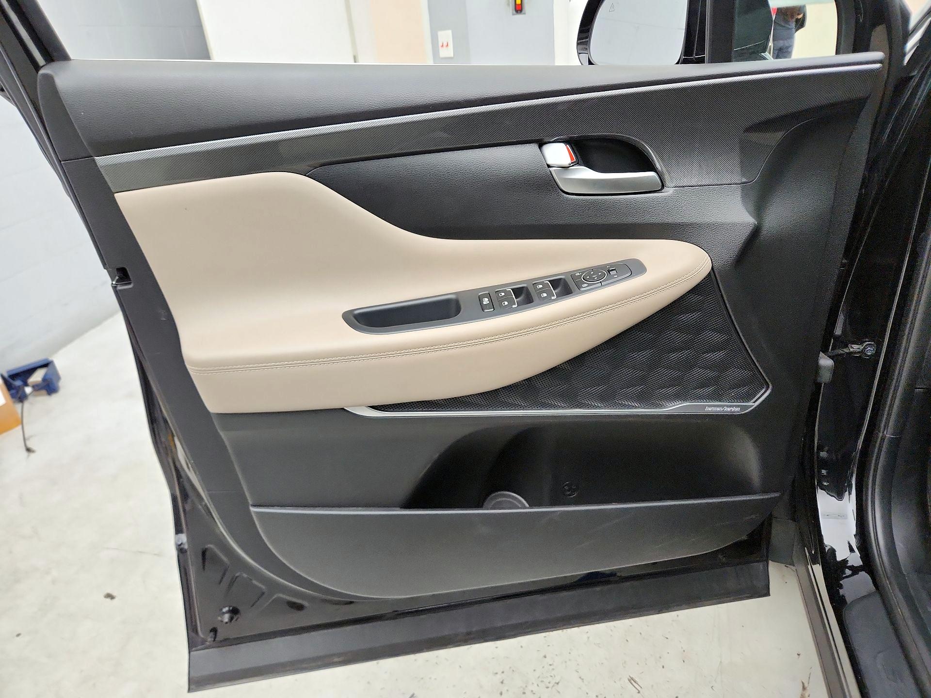 Thumbnail: 2023 Hyundai Santa Fe - 12