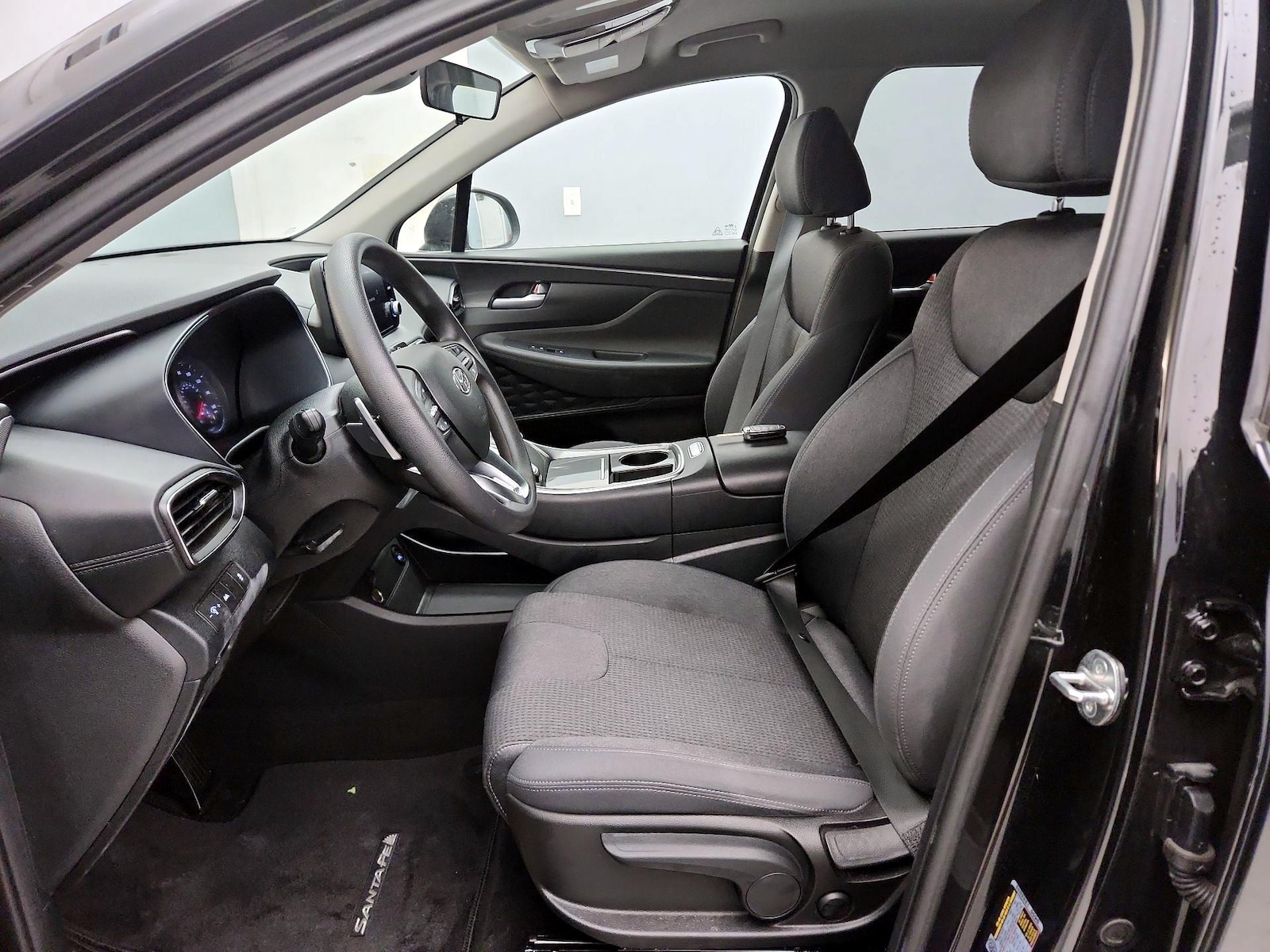 2023 Hyundai Santa Fe SE - Photo 12