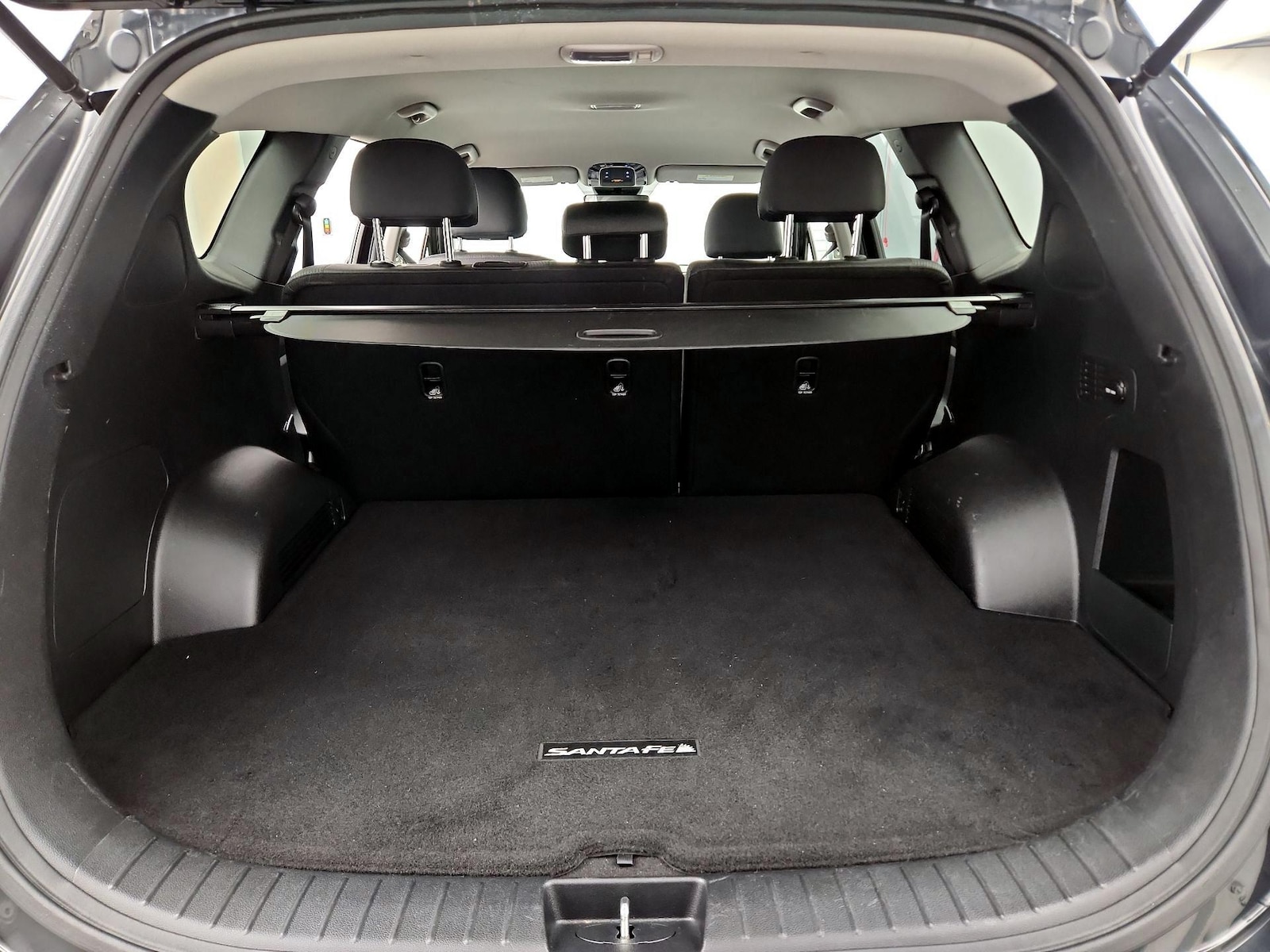 2023 Hyundai Santa Fe SE - Photo 20