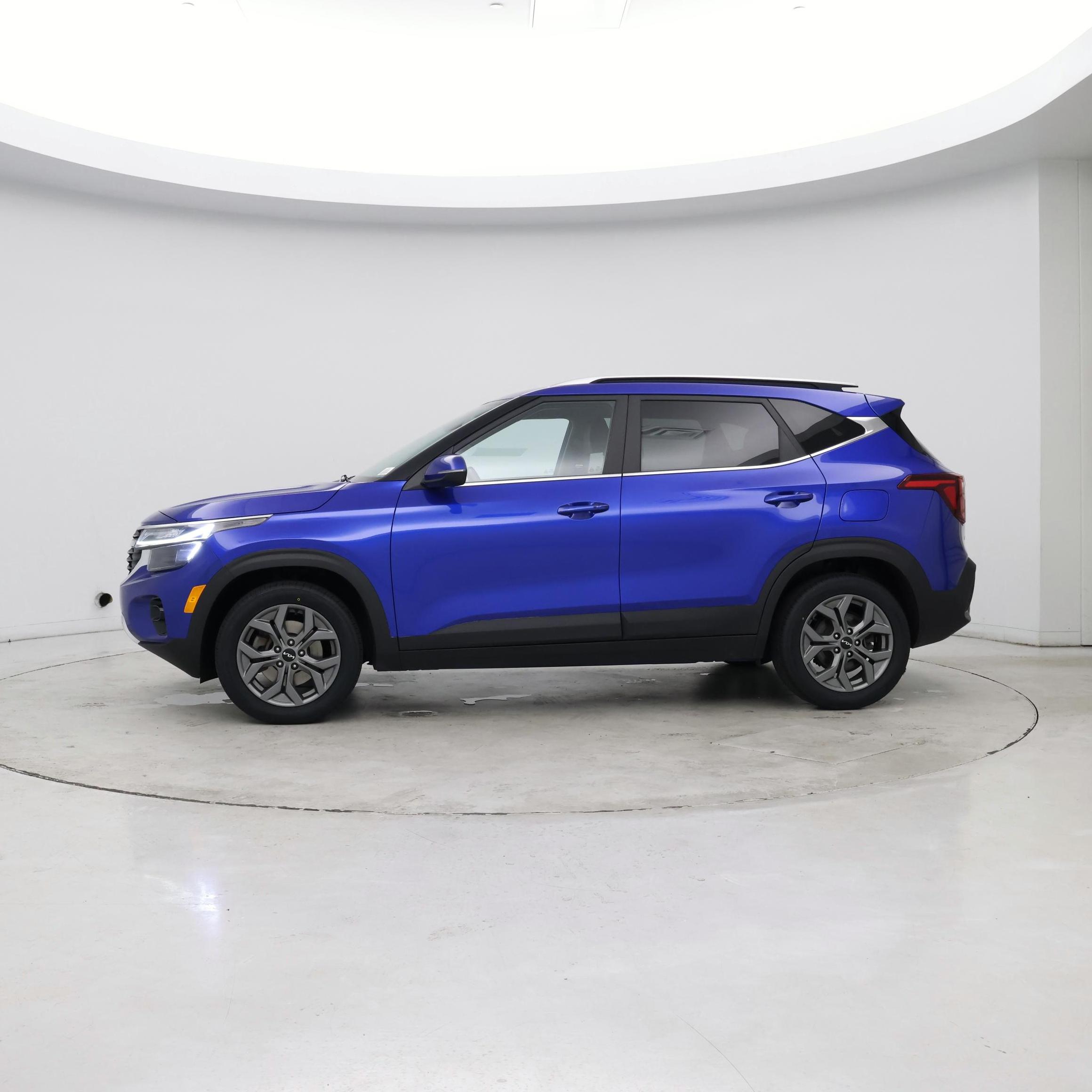 Thumbnail: 2024 Kia Seltos - 2