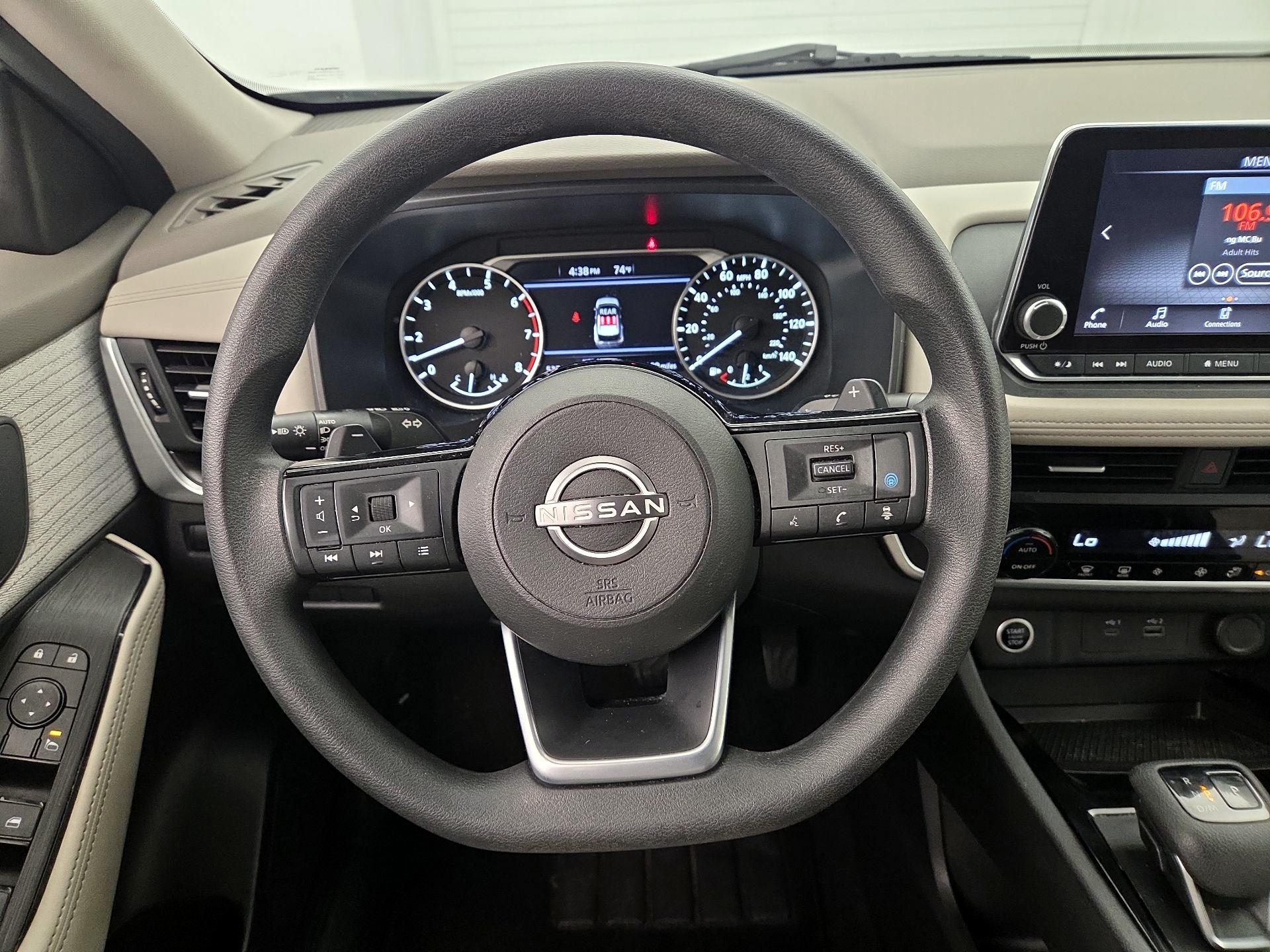Thumbnail: 2023 Nissan Rogue - 10